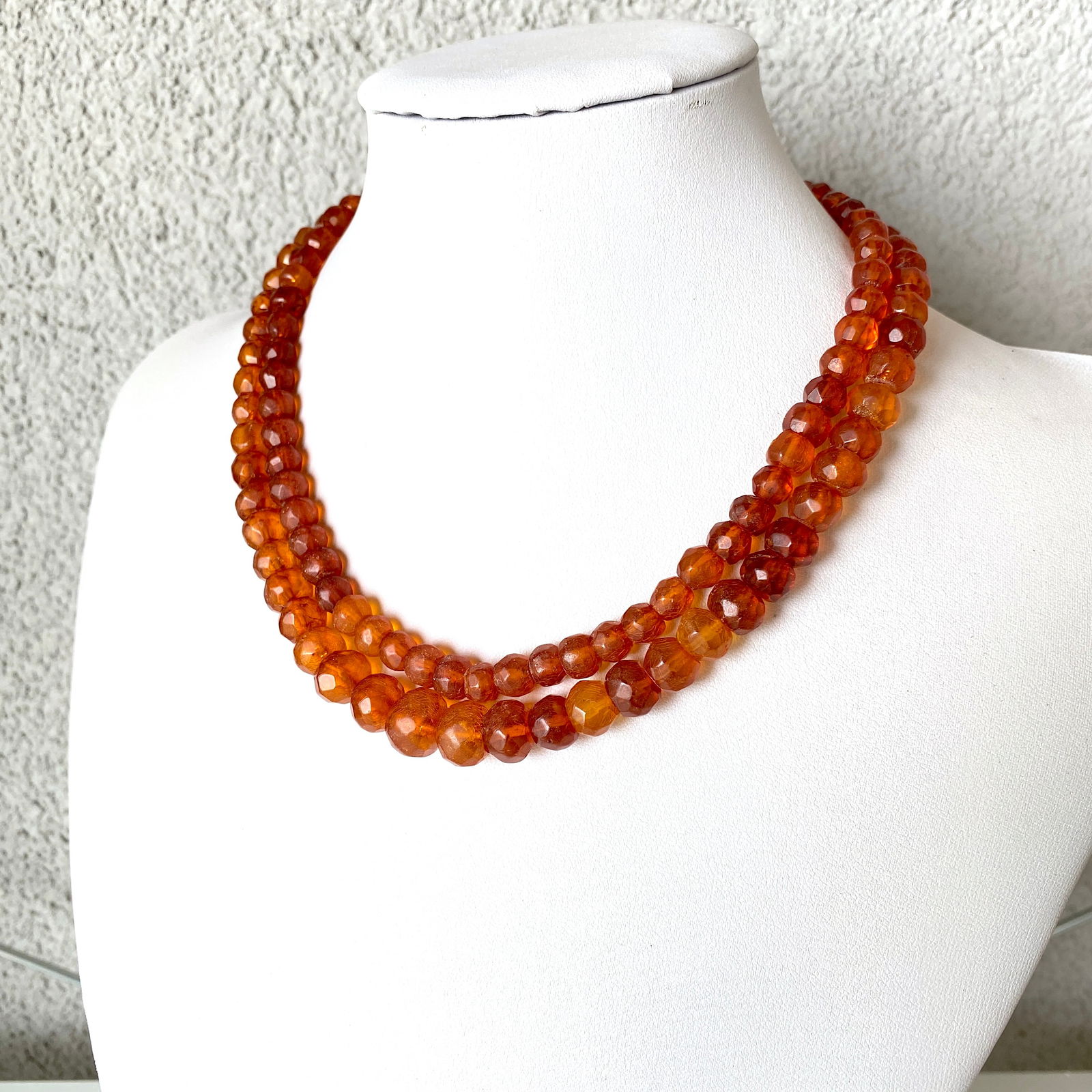 Stunning Unique Vintage Amber Necklace made from Hand Carved Amber beads: Title:Stunning Unique Vintage Amber Necklace made from Hand Carved Amber beadsMetal:NoneGemstone:AmberWeight:35.8 gSize:Size: 400.0 x 12.0 x 18.0 mm Size: 15.748 x 0.472 x 0.709 inches Bead size: