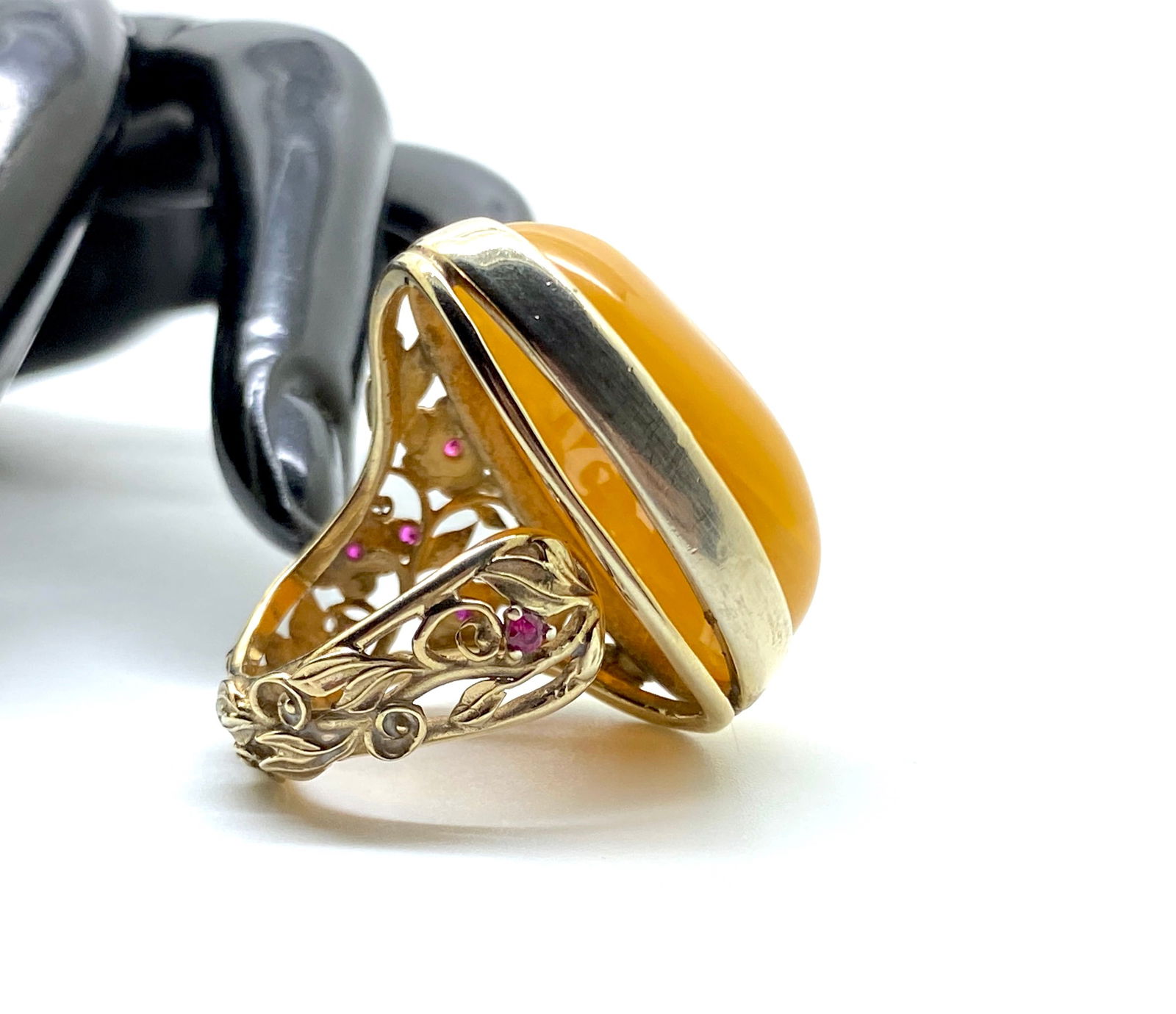 Unique and Beautiful Amber Ring with Garnets - 5