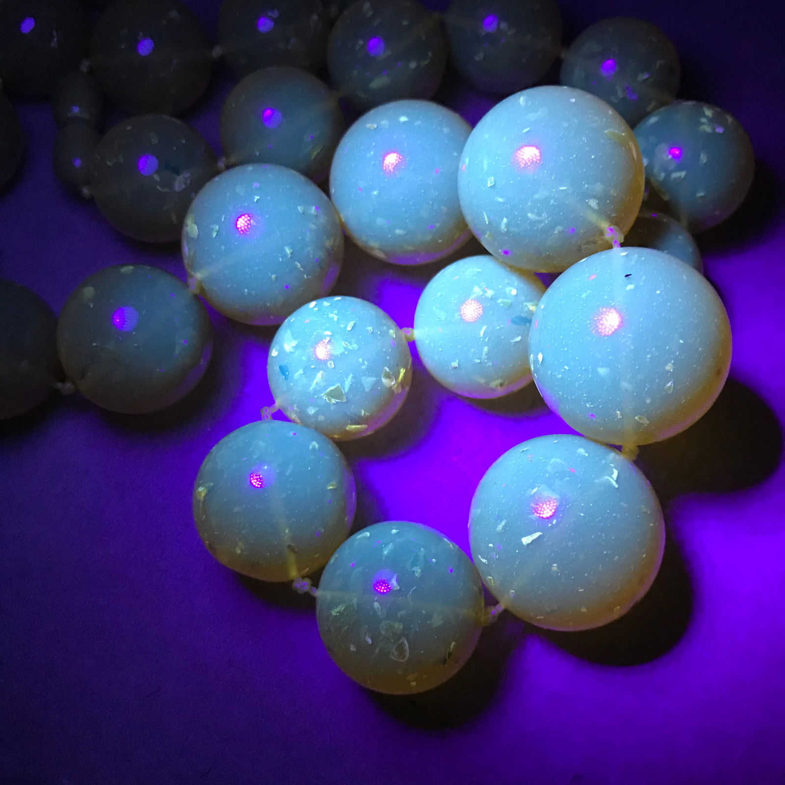 Marvellous Vintage Amber Necklace made from Round Amber beads - 9