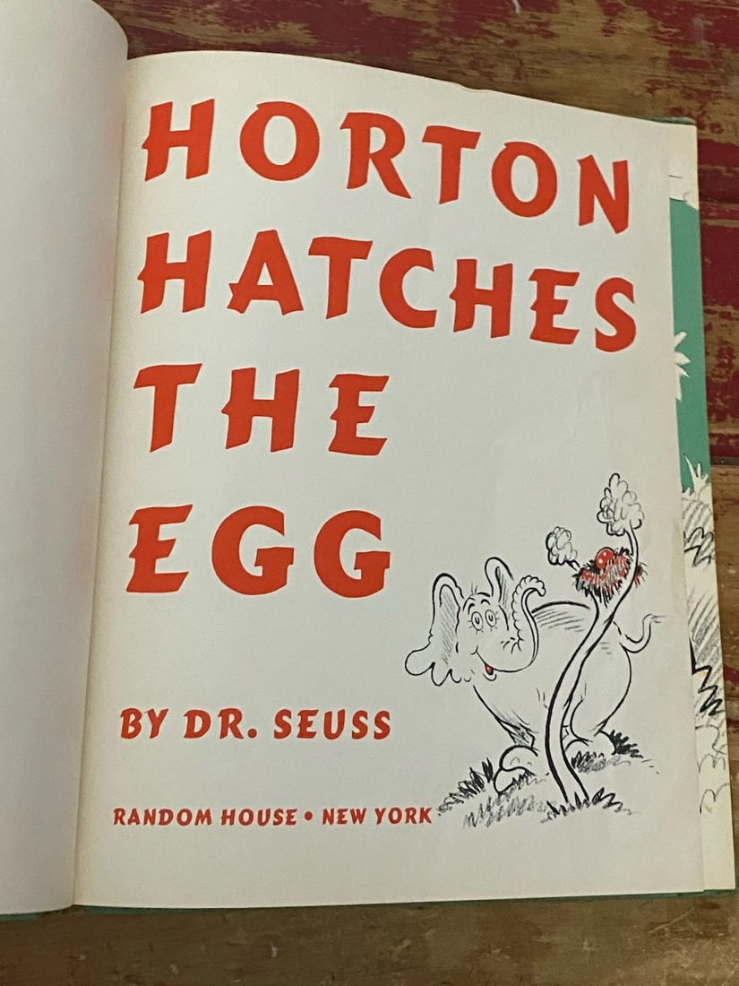 Dr. Seuss Children's Book - Horton Hatches The Egg First Edition Vintage 1940 - 2
