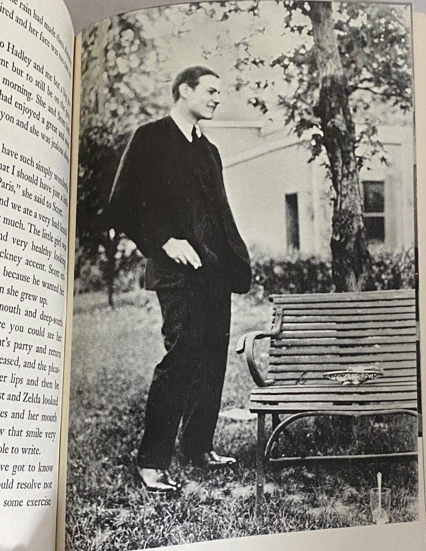 Ernest Hemingway A Moveable Feast Charles Scribner's Sons 1964 1st/1st HC/DJ VG - 10