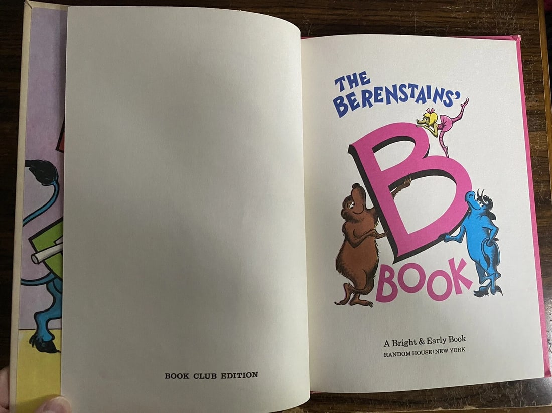 The Berenstain's B Book - A Bright & Early Book 1971 HC Good Condition - 2