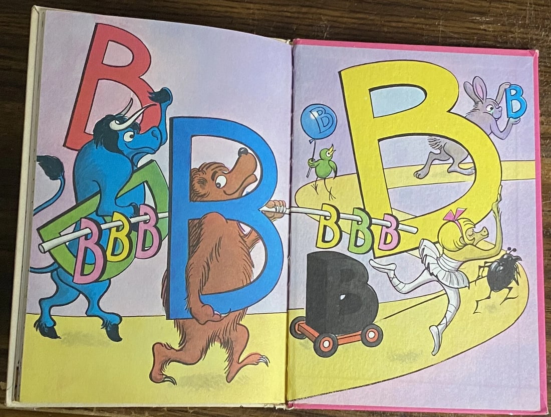 The Berenstain's B Book - A Bright & Early Book 1971 HC Good Condition - 9