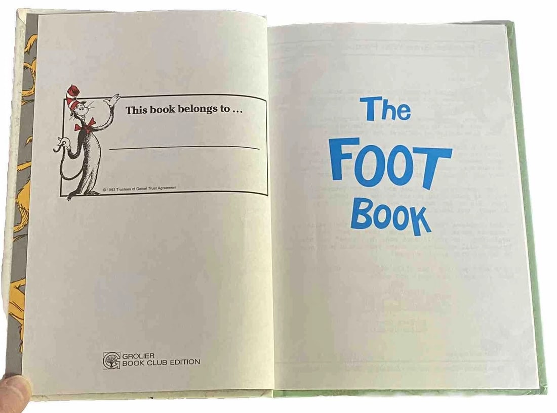 THE FOOT BOOK Dr. Seuss Grolier 1stEd Reprint 1993 Like New HC No Writing RARE - 3