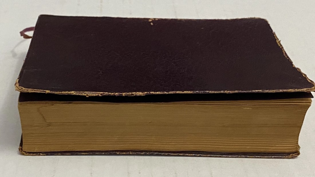 Nicholas Nickleby by Charles Dickens Collins Clear Type Press London Glasgow - 8