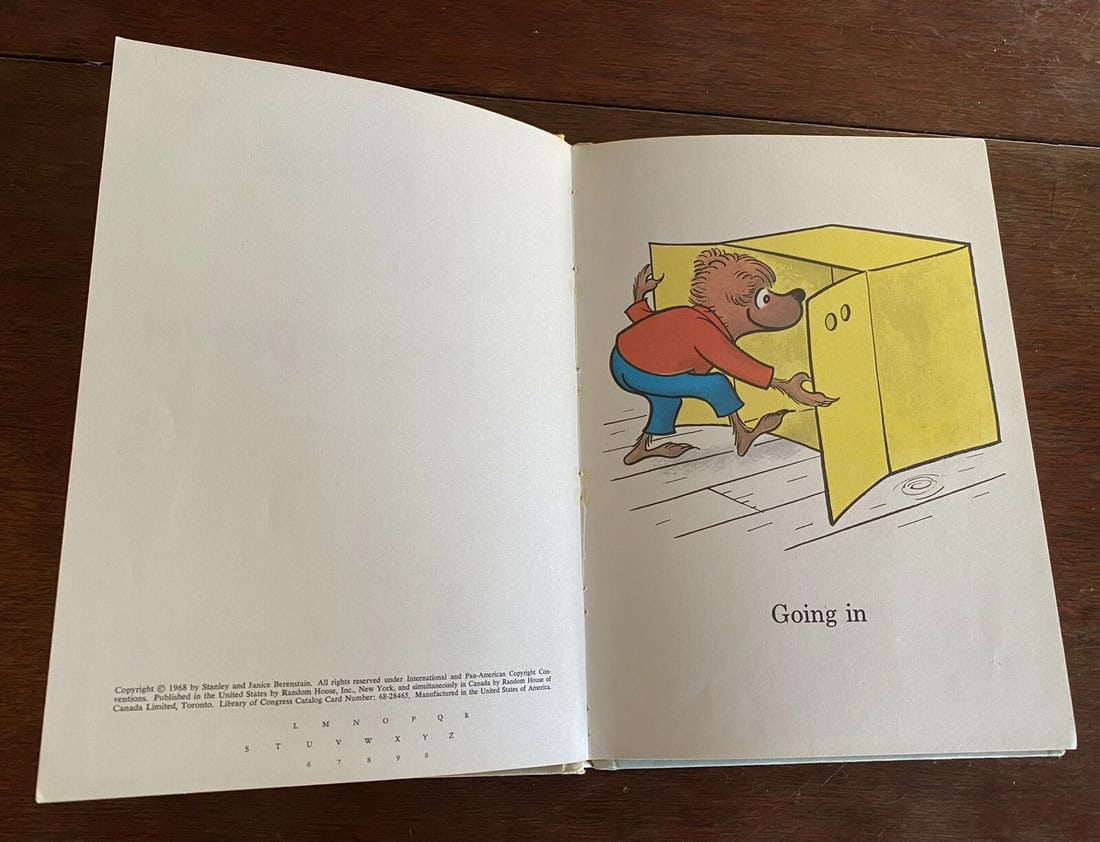 1968 Vtg Inside Outside Upside Down, Stan & Jan Berenstain Book Club 1st LM VG - 9