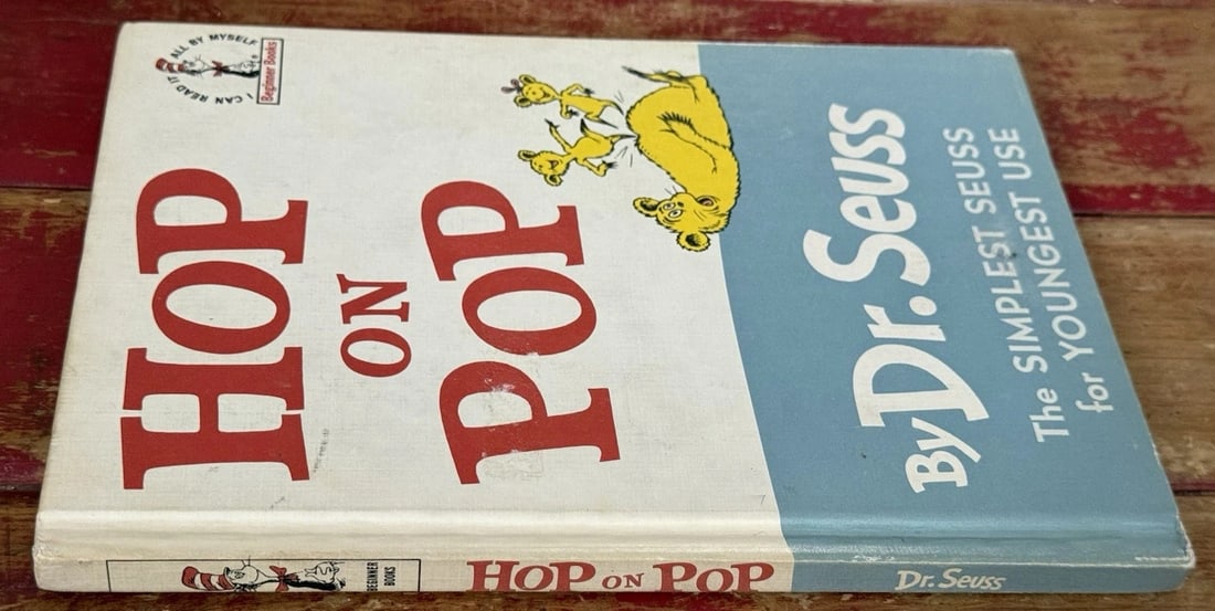 Hop on Pop Dr. Seuss 1963 Random House Book Club Edition HC Very Good Condition - 6