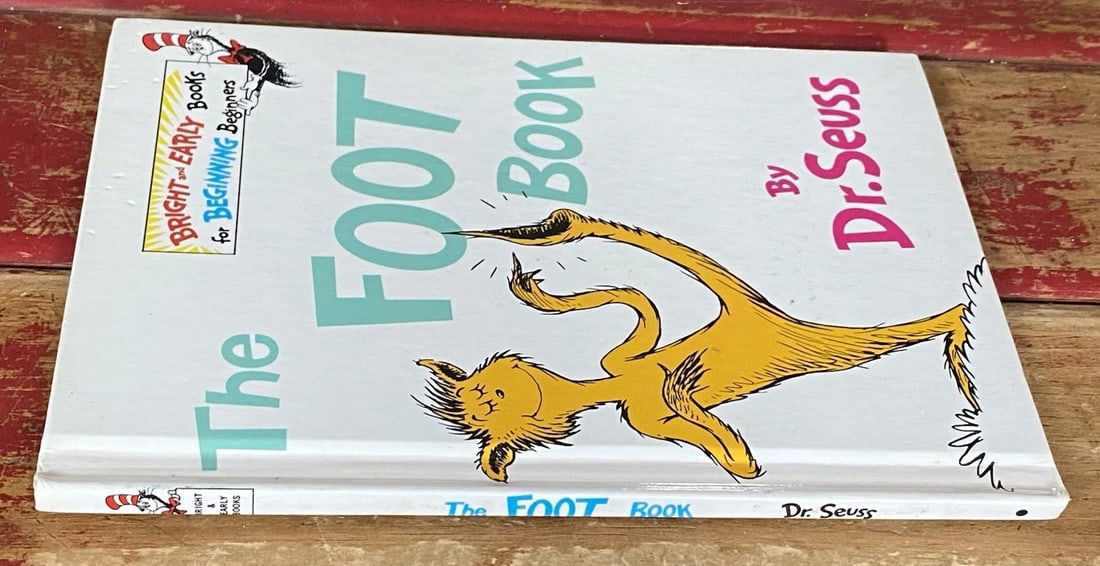 THE FOOT BOOK Dr. Seuss Grolier 1stEd Message Reprint 1993 HC No Writing RARE - 5