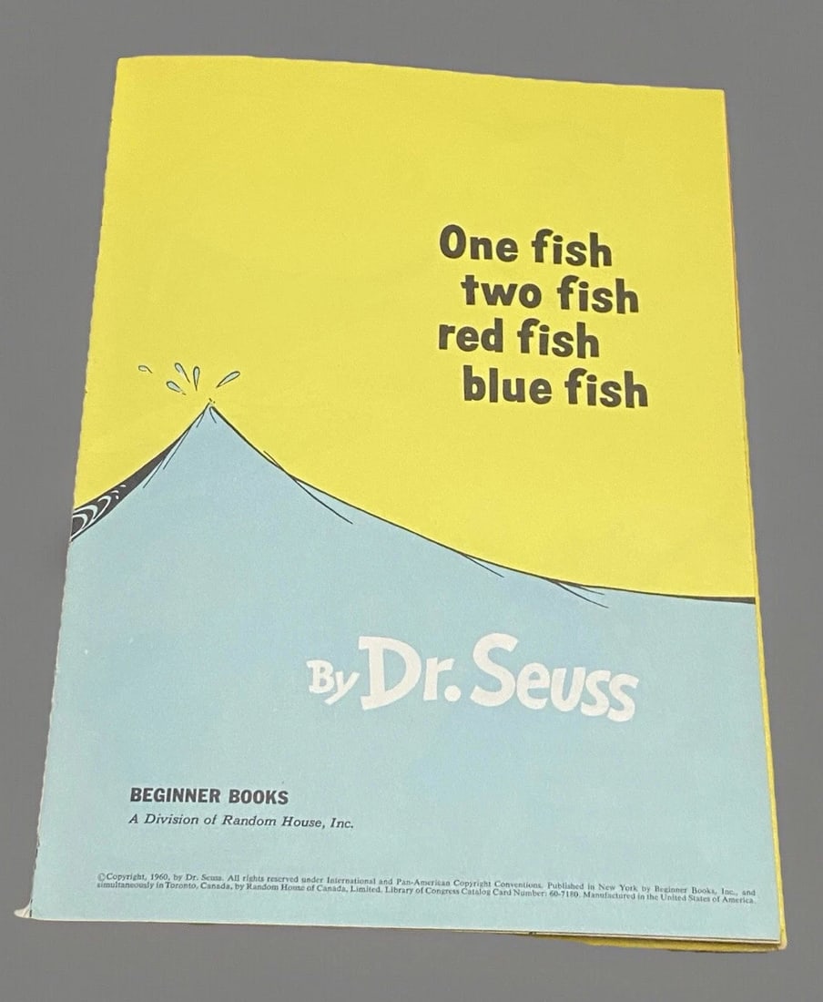 Dr Seuss One Fish Two Fish Red Fish Blue Fish 1960 HC Book Club Edition V Good - 2