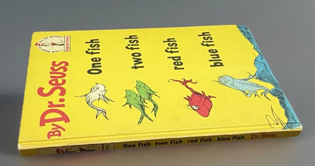 Dr Seuss One Fish Two Fish Red Fish Blue Fish 1960 HC Book Club Edition V Good - 6