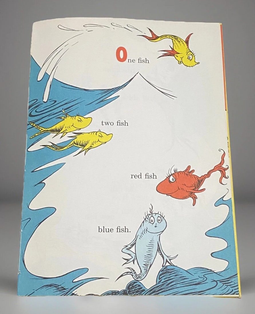 Dr Seuss One Fish Two Fish Red Fish Blue Fish 1960 HC Book Club Edition V Good - 8
