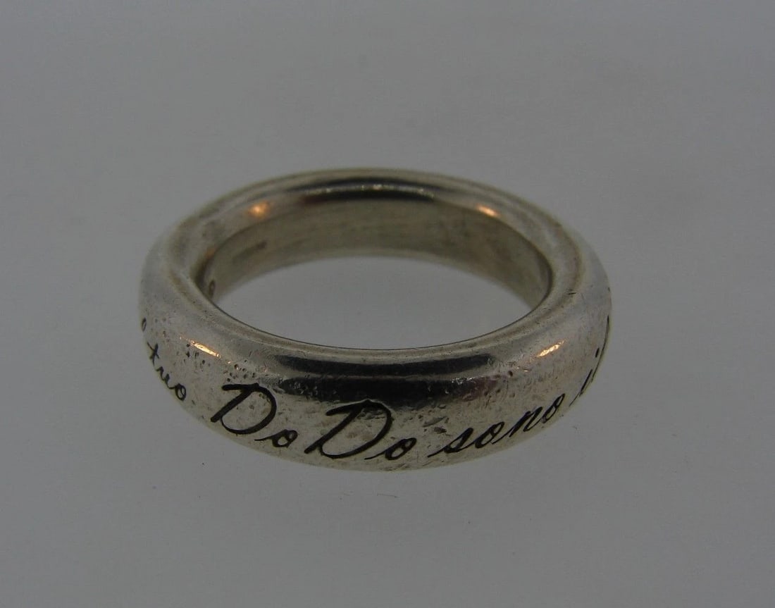 CHIC Sterling Silver Band: Title: CHIC Sterling Silver Band Description: Sterling Silver Ban· Wonderful band that is a necessity in your collection. · The weight is 13.5 grams. · The height is ¼ of an