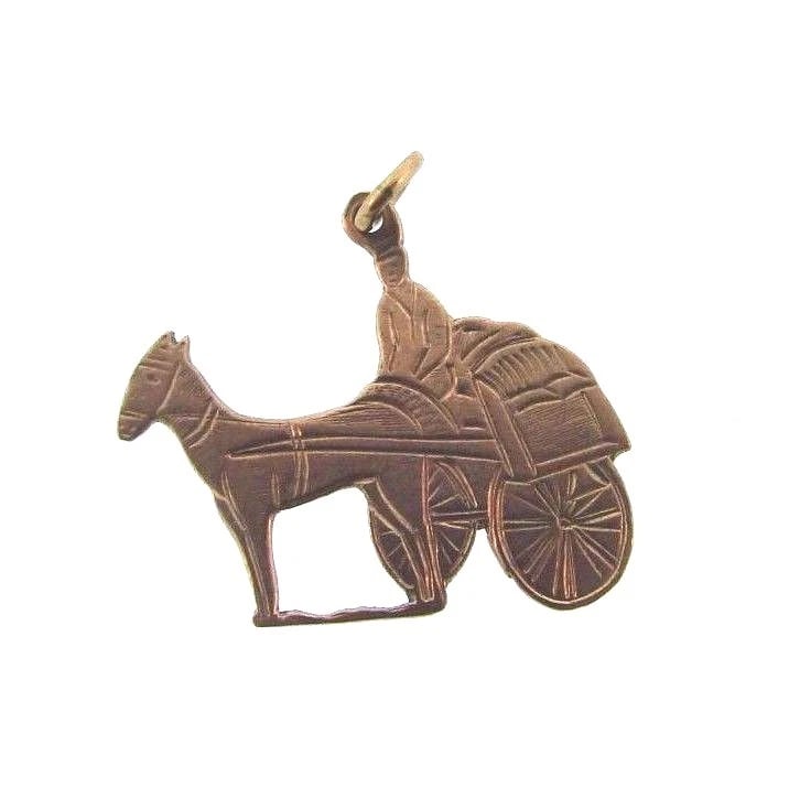 TIMELESS 9k Rose Gold Horse & Chariot Charm: Title: TIMELESS 9k Rose Gold Horse & Chariot Charm Description: 9k Rose Gold Horse & Chariot Charm · Wonderful charm that is a necessity in your collection. · The weight is 2.1 grams. 