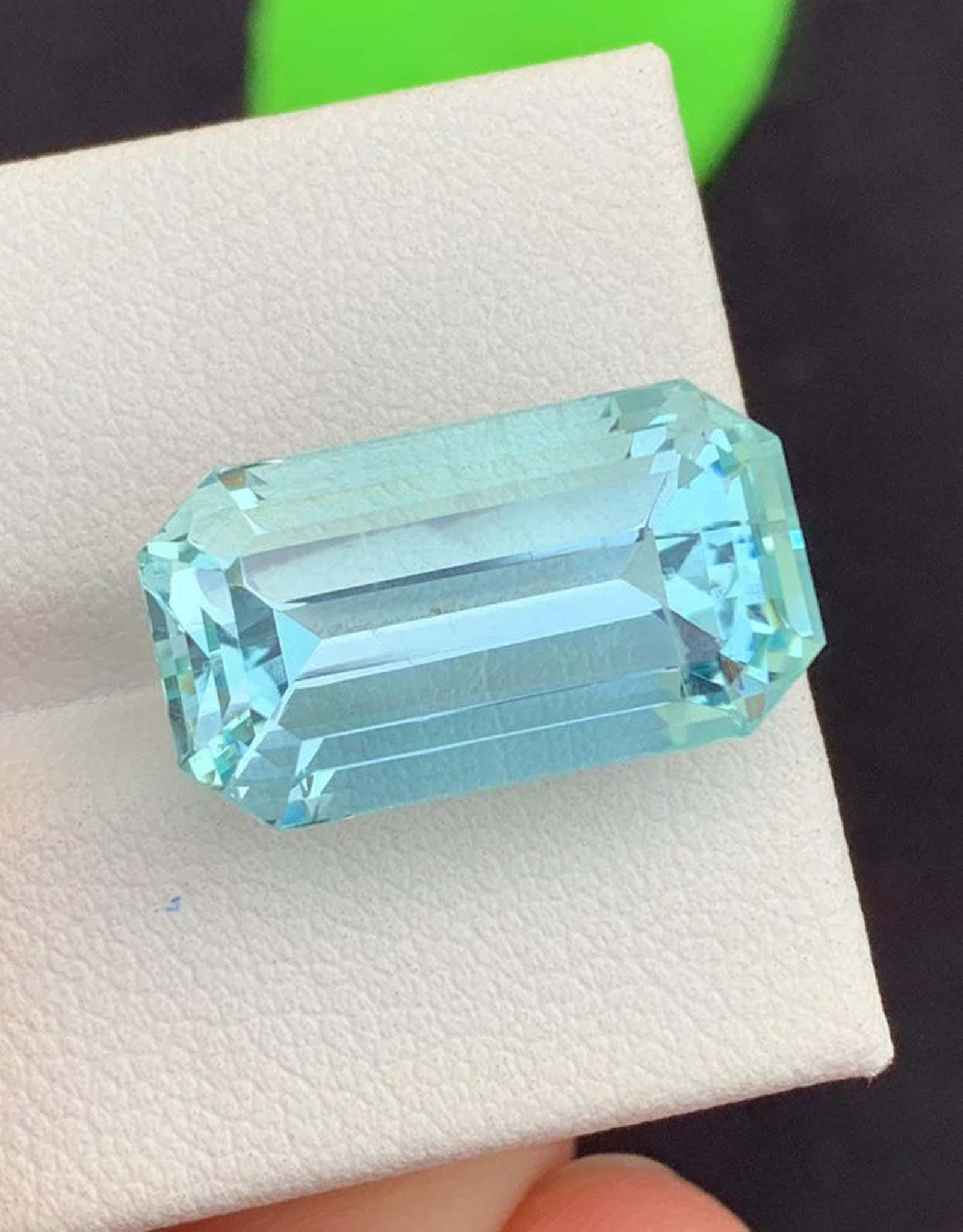 Natural Aquamarine Gemstone: 30.00 Carat Fancy Cut, Pakistan Origin - 9
