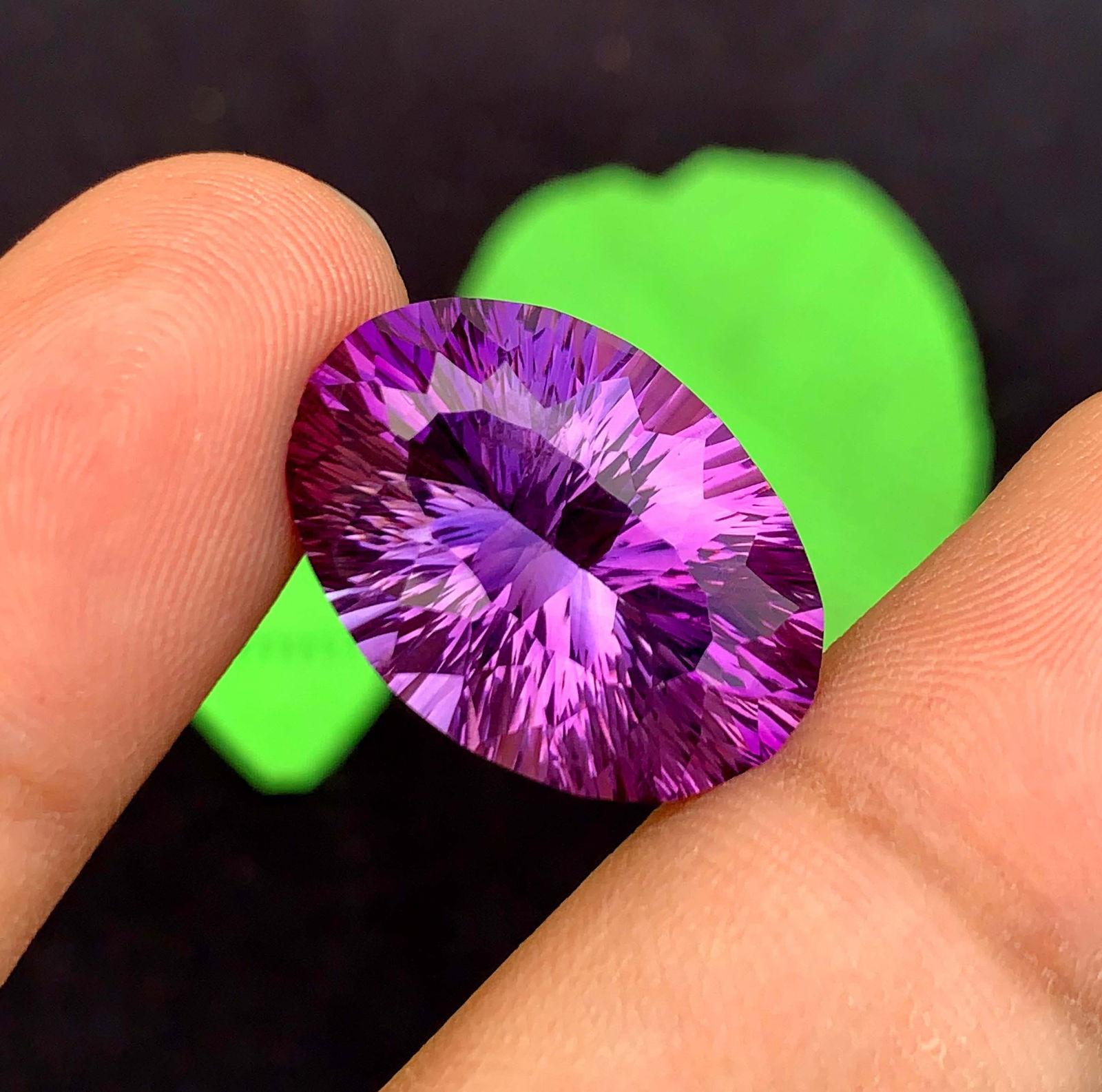 Natural Amethyst Gemstone: 21.90 Carat Fancy Cut February Birthstone (1 of 9)