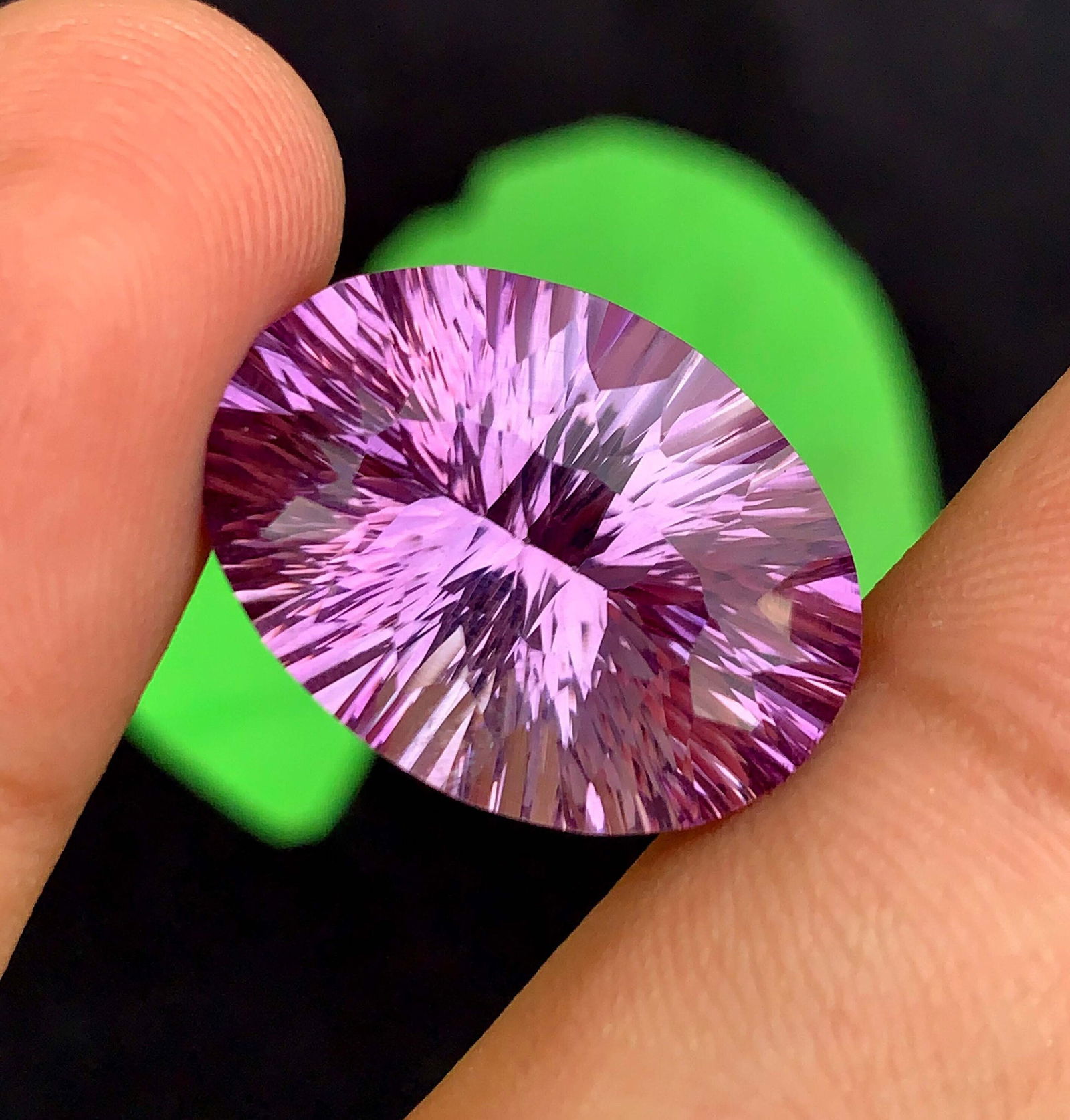 Natural Amethyst Gemstone: Exquisite Fancy Cut, 24.60 Carats (1 of 7)
