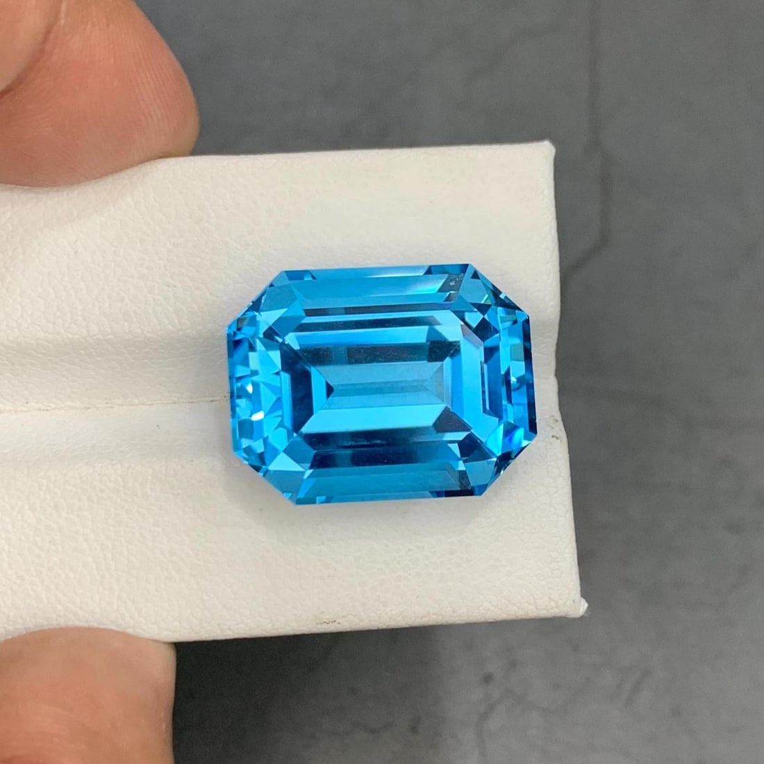 Emerald Cut Swiss Blue Topaz Gemstone: 35.40 Carat December Birthstone - 11