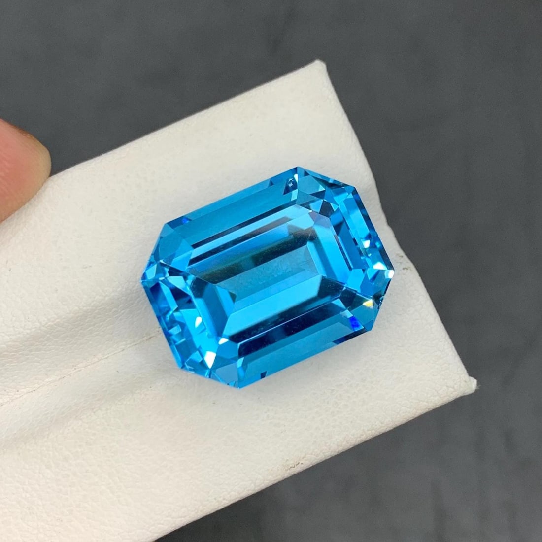 Emerald Cut Swiss Blue Topaz Gemstone: 35.40 Carat December Birthstone - 13