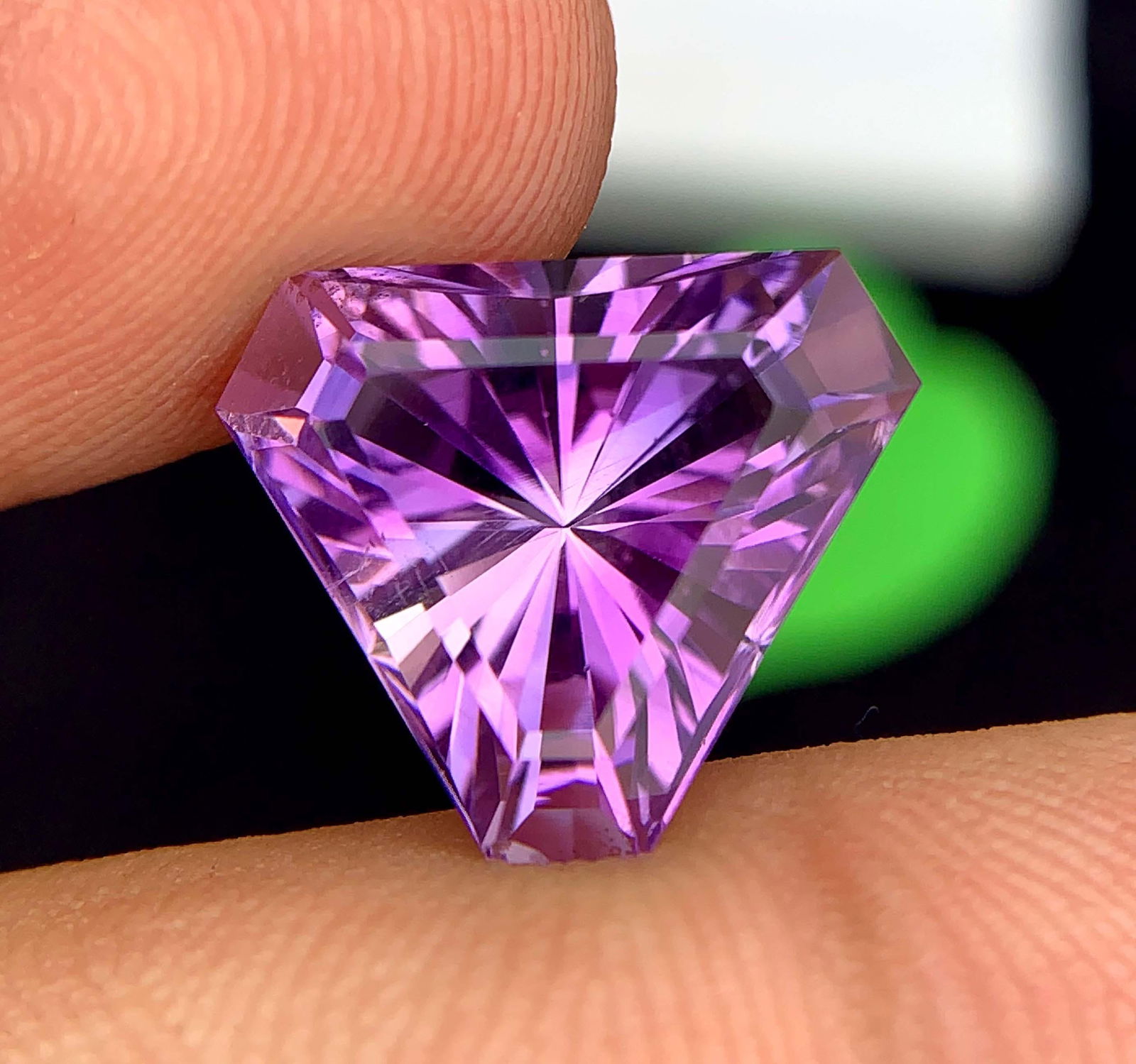 Natural Pinkish Purple Amethyst Gemstone: 47.60 Carat Cushion Cut - 3
