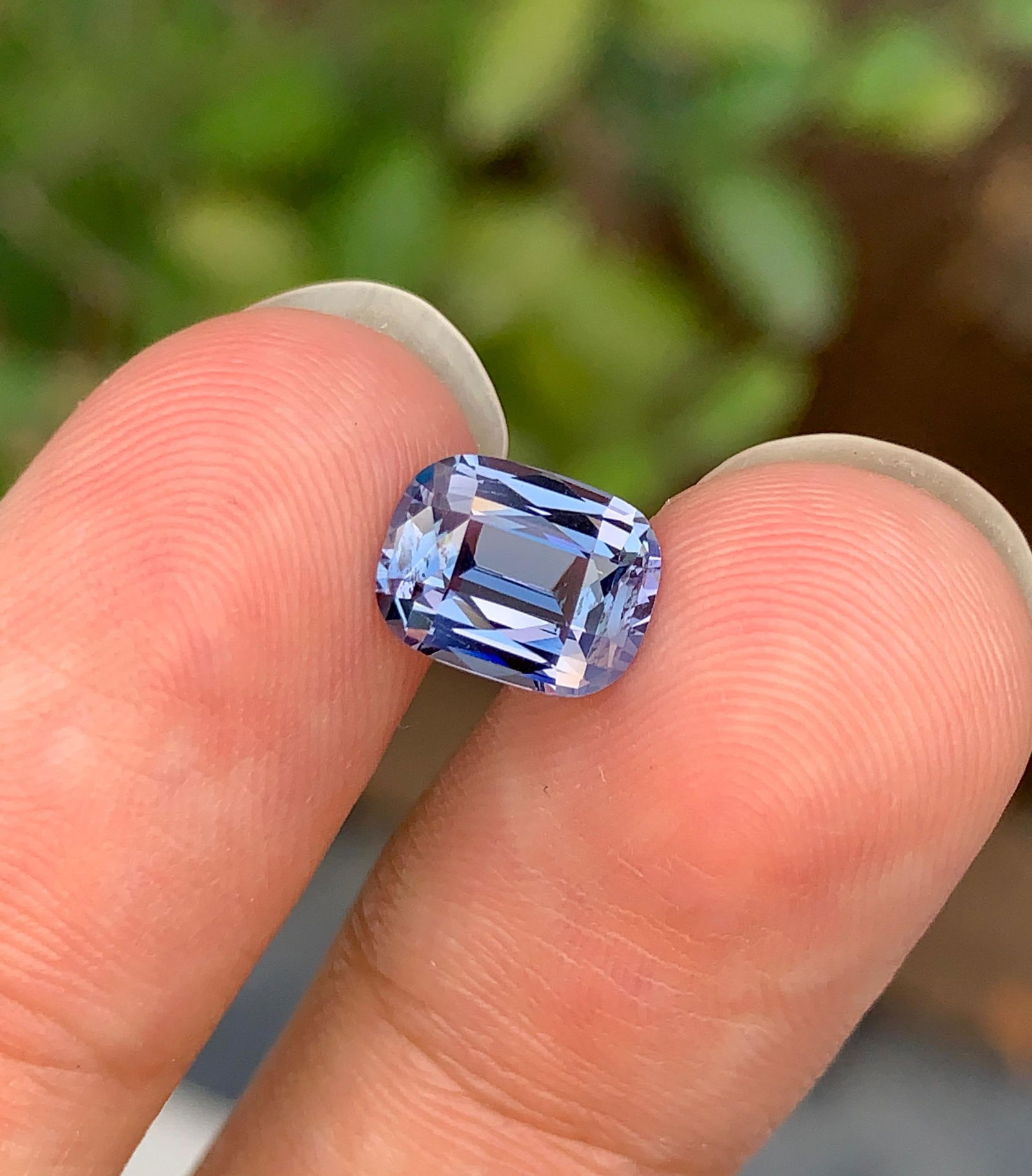 2.15 Carat Violet Blue Spinel: Natural Cushion Cut Gemstone from Tanzania: Materials: Gemstone: Spinel Carat weight: 2.15 • Weight : 2.15 carat • Dimension : 8.44*6.56*4.22 mm • Color : Violet Blue • Treatment : Natural • Shape : Cushion •