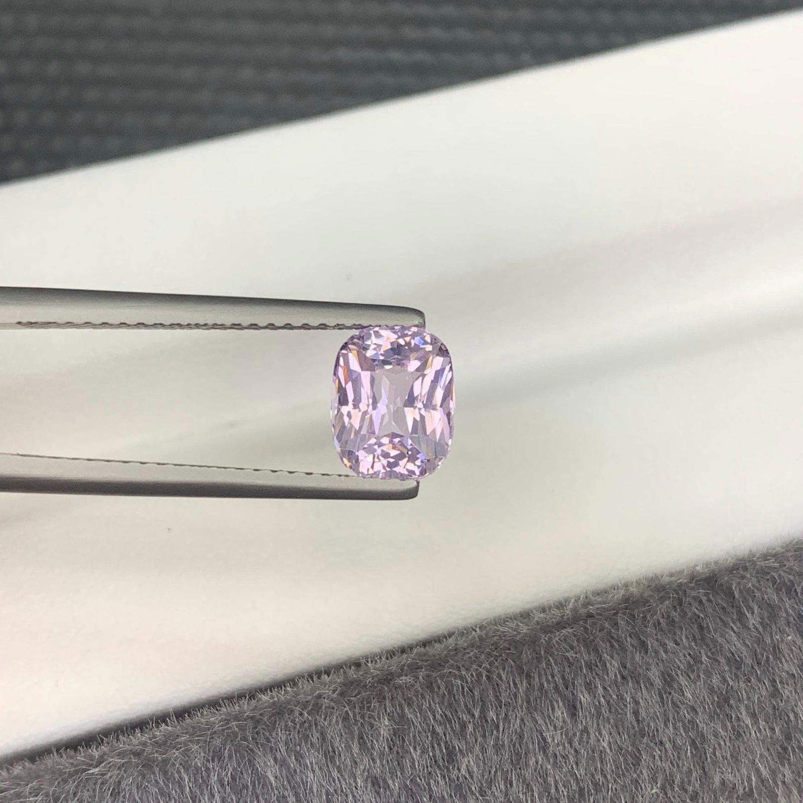 GIA Certified Light Purple Spinel Gem: 2.06 Carat Cushion Cut - 4