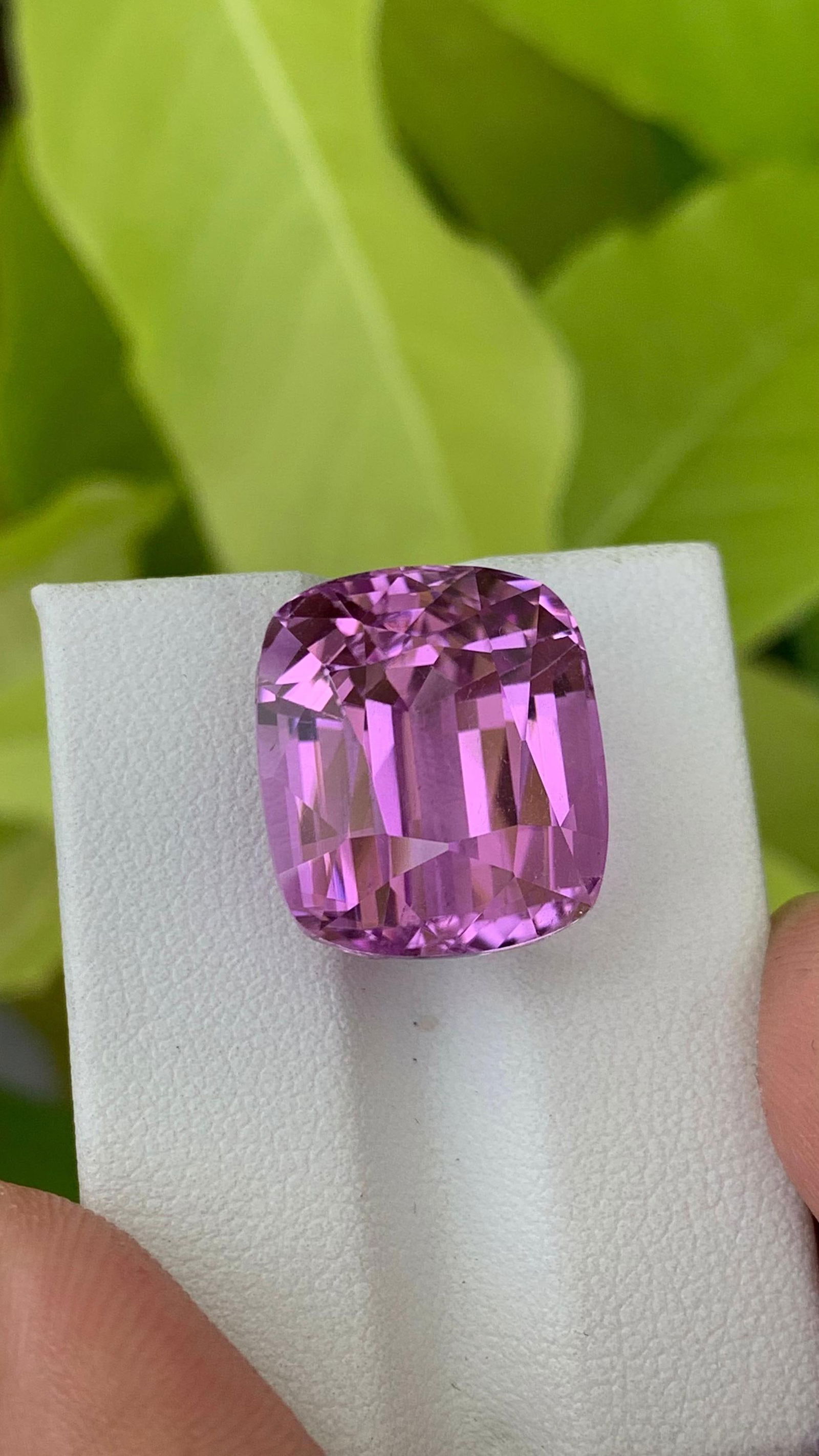 30 Carat Fuchsia Pink Kunzite Gemstone: Cushion Cut Loose Stone - 4