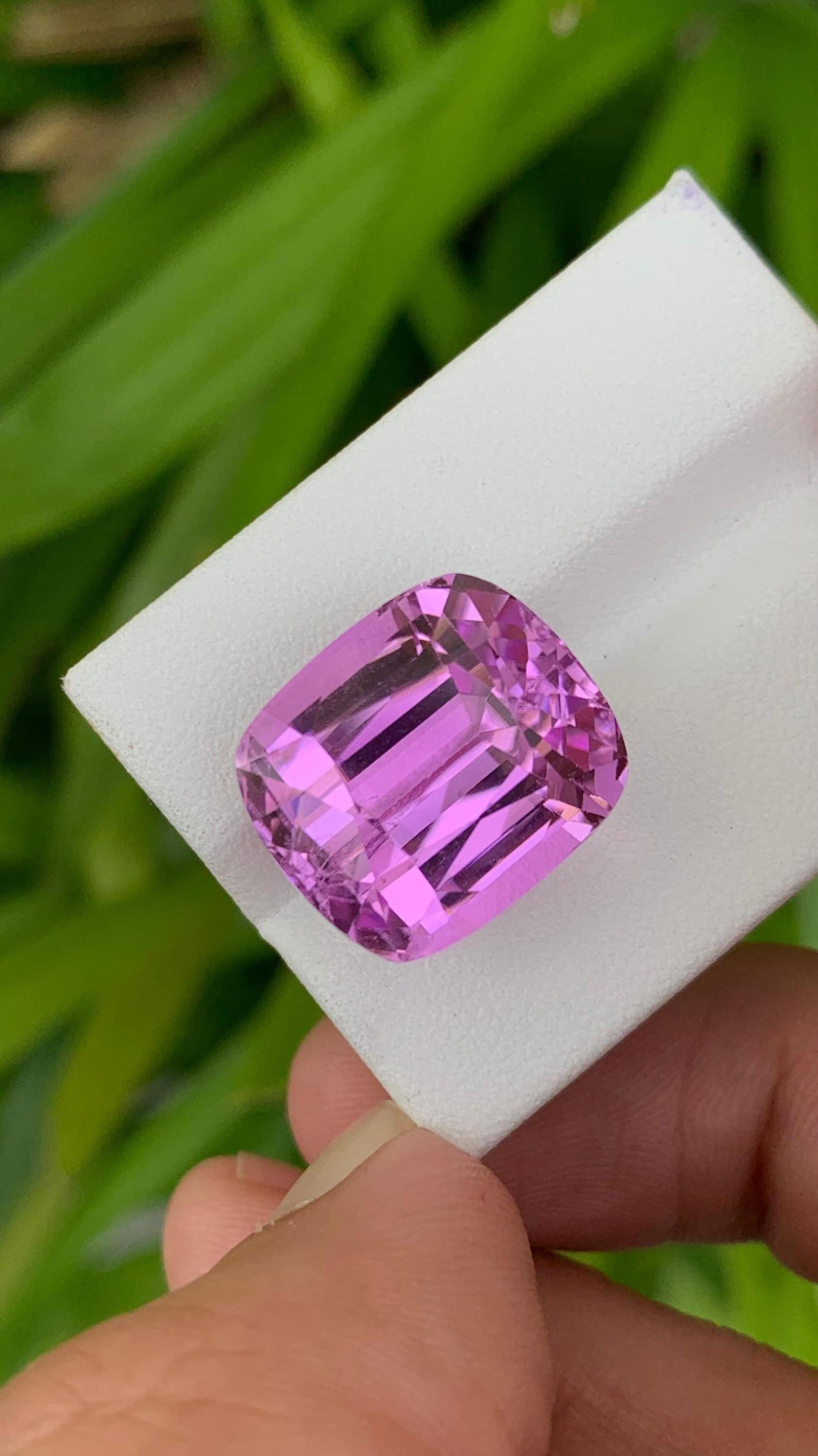 30 Carat Fuchsia Pink Kunzite Gemstone: Cushion Cut Loose Stone - 5