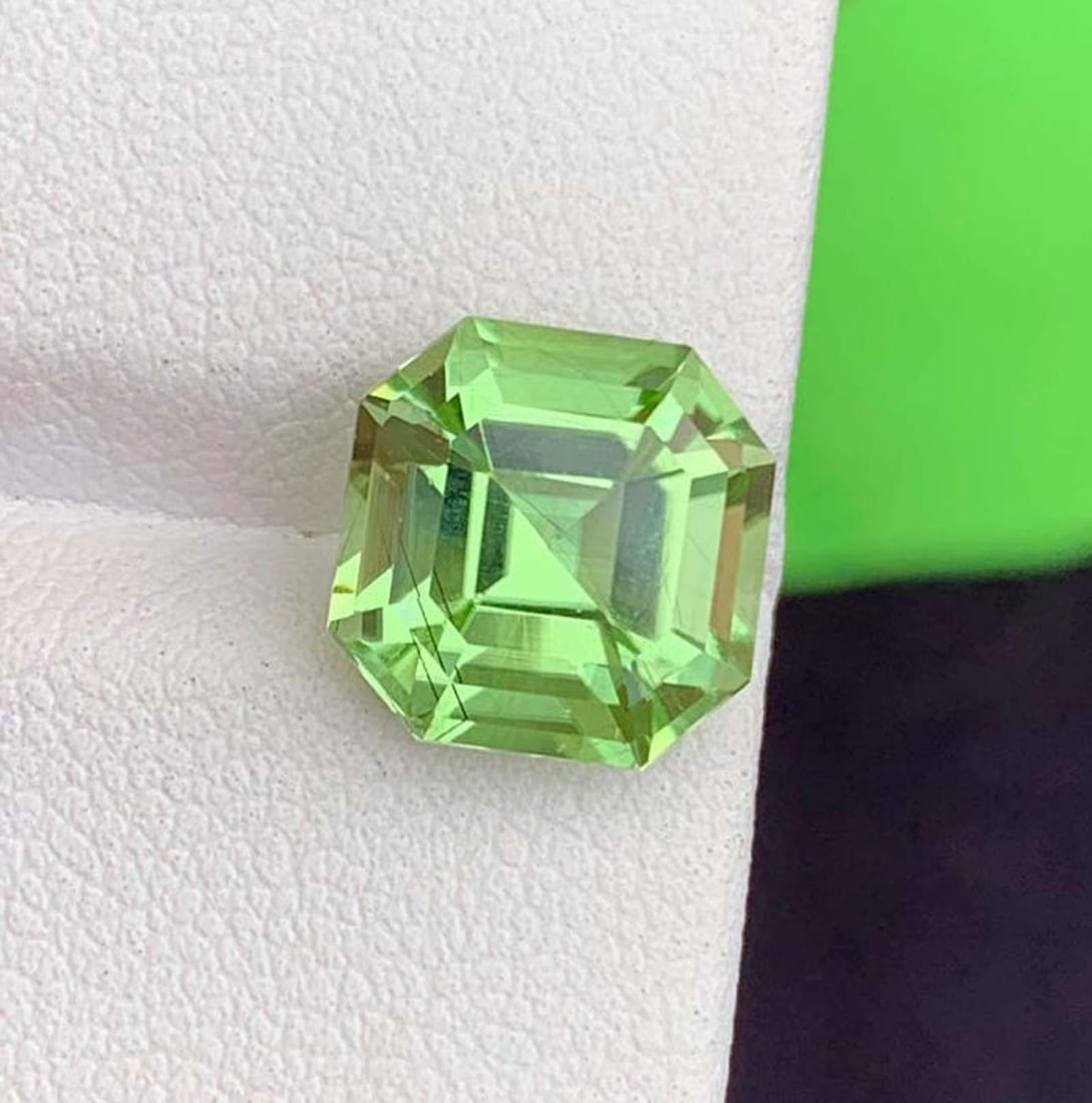 Natural Green Peridot Gemstone: Asscher Cut August Birthstone - 8