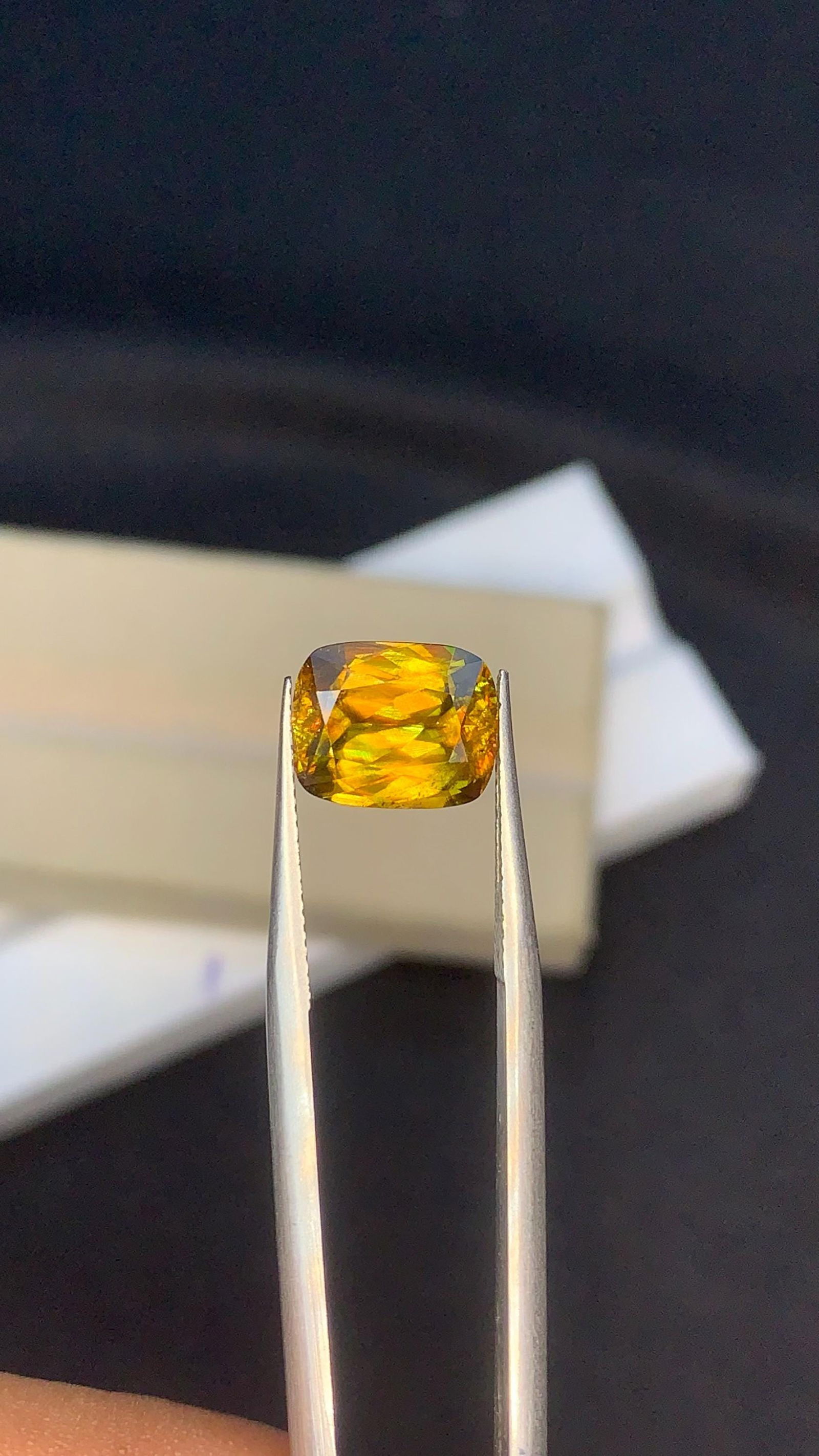 Jewellery Size Natural Sparkling Full Fire Sphene Titanite Loose Gemstone , 3.50 Carat - 2