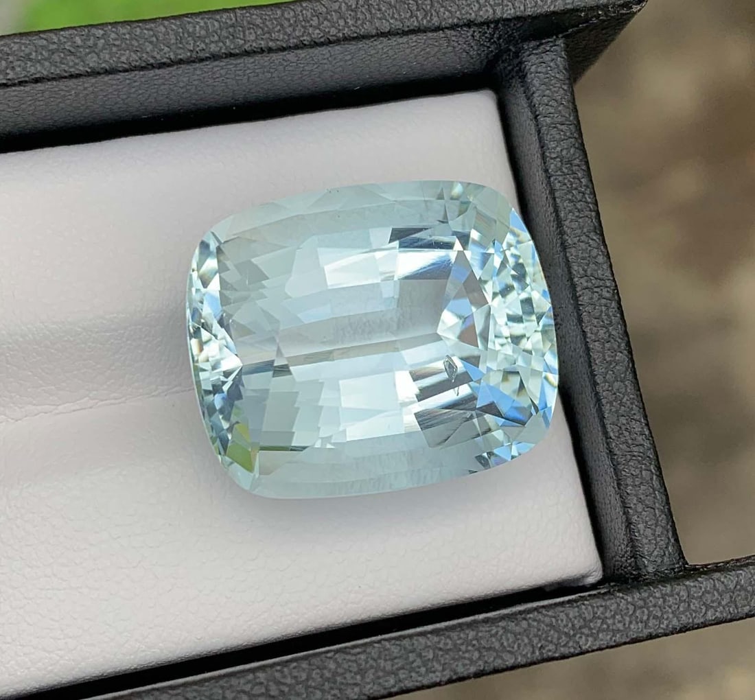 Natural Aquamarine Gemstone: 26.45 Carat Cushion Cut, March Birthstone - 3