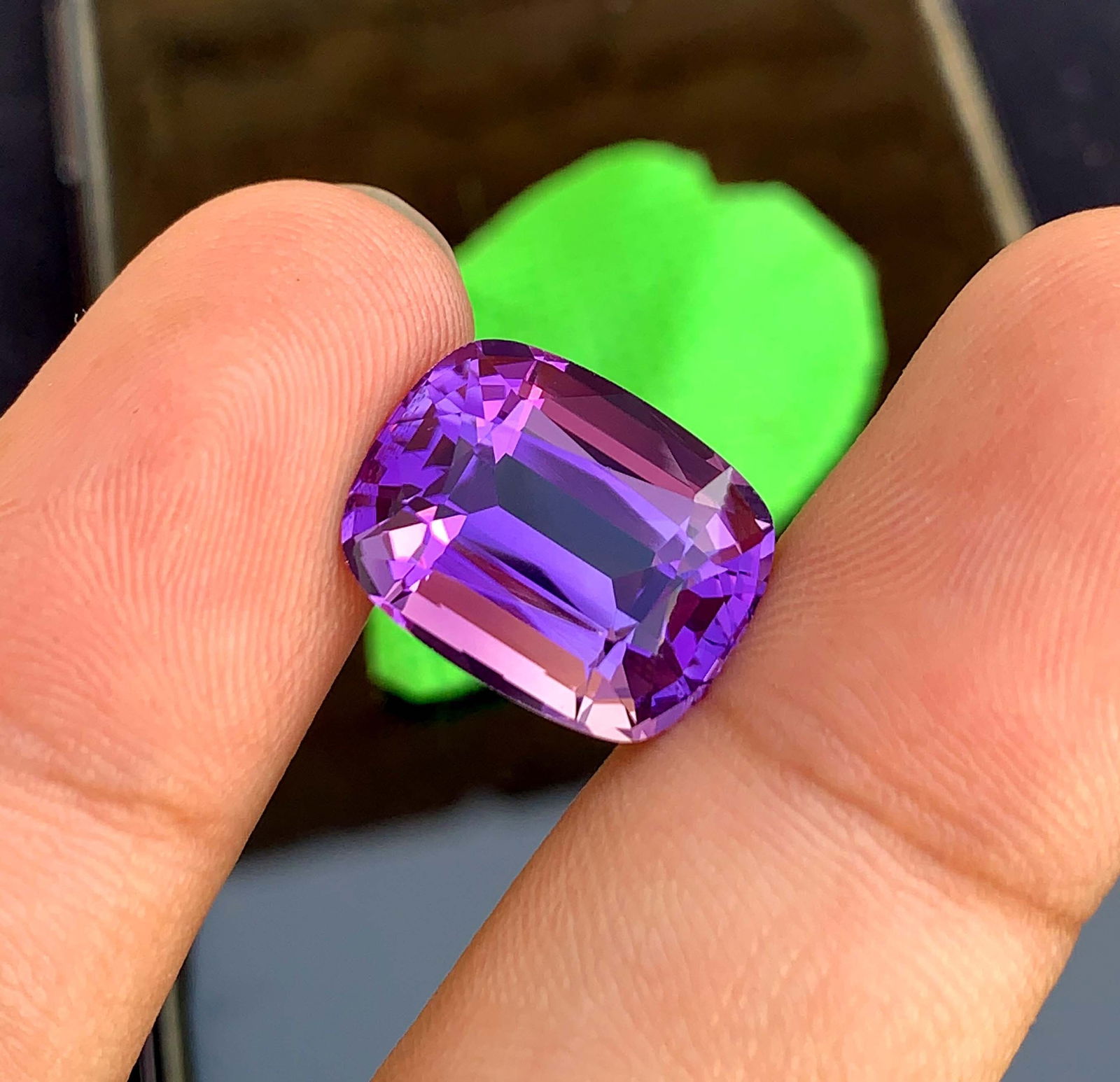 Cushion Cut Amethyst Gemstone: 13.80 Carat February Birthstone - 9