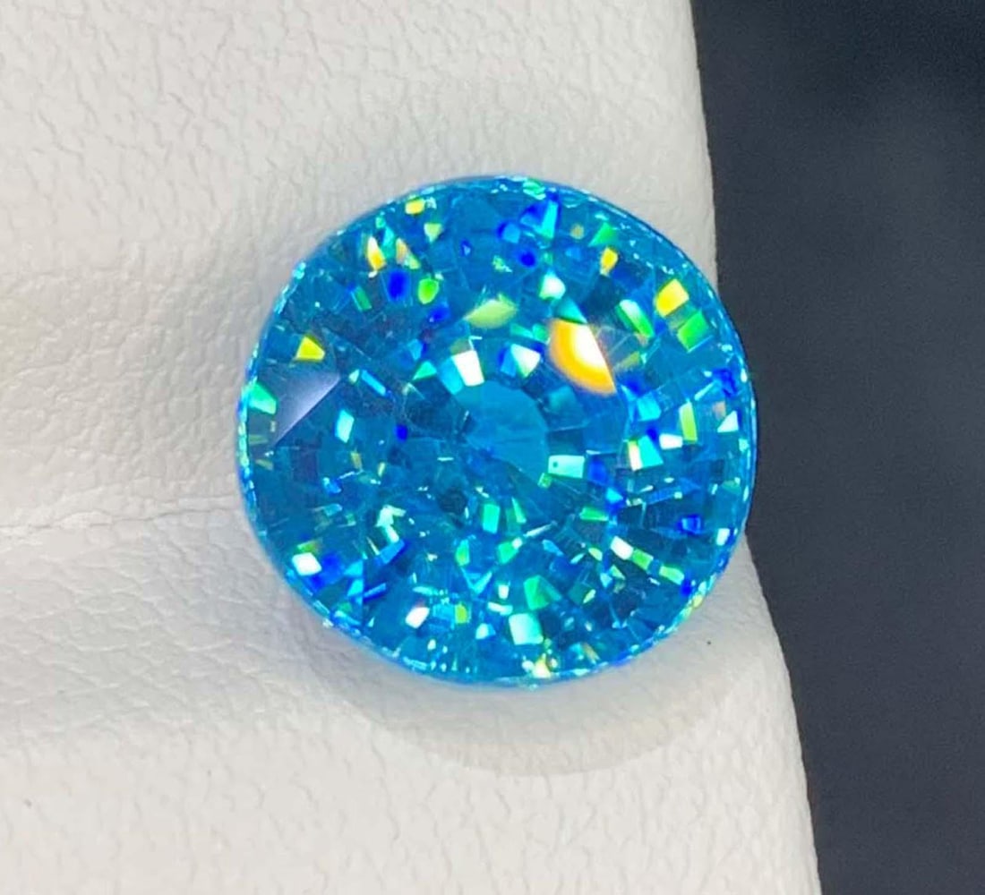 Cambodian Blue Zircon Pair Gemstone : Cushion Cut: Materials: Gemstone: Zircon Cambodian Blue Zircon Pair Gemstone Elevate your jewelry collection with the exquisite beauty of this Natural Full Fire & Sparkly Cambodian Blue Zircon. This gemstone radia