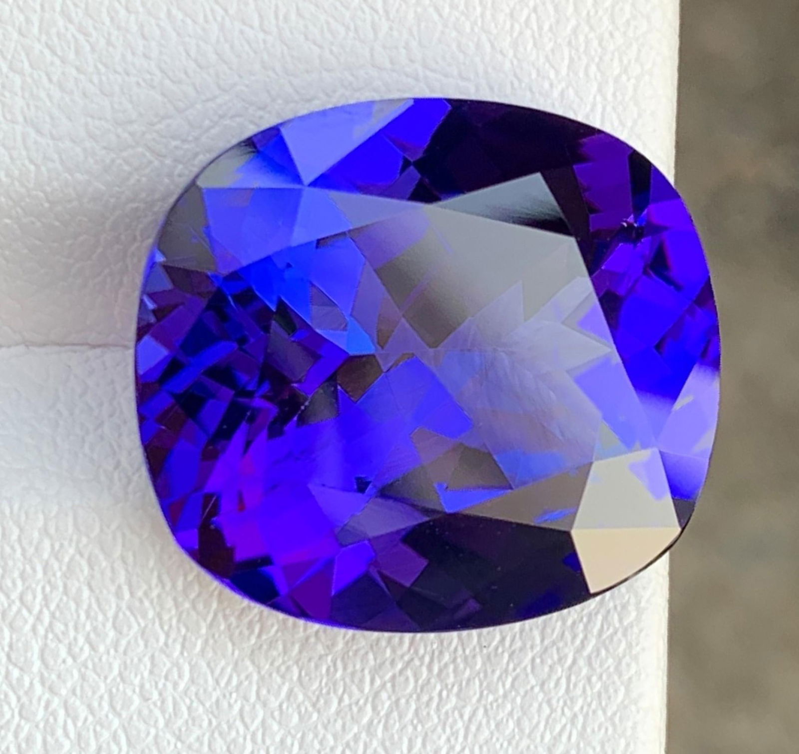 Natural Tanzanite Loose Gemstone Cushion Shape Ring size For Making Jewelry: Materials: Gemstone: Tanzanite Natural Tanzanite Loose Gemstone Cushion Shape Ring size For Making Jewelry Gemstone :-Natural Blue Tanzanite Shape :- Cushion shape Origin :- Tanzania Color :- Blue