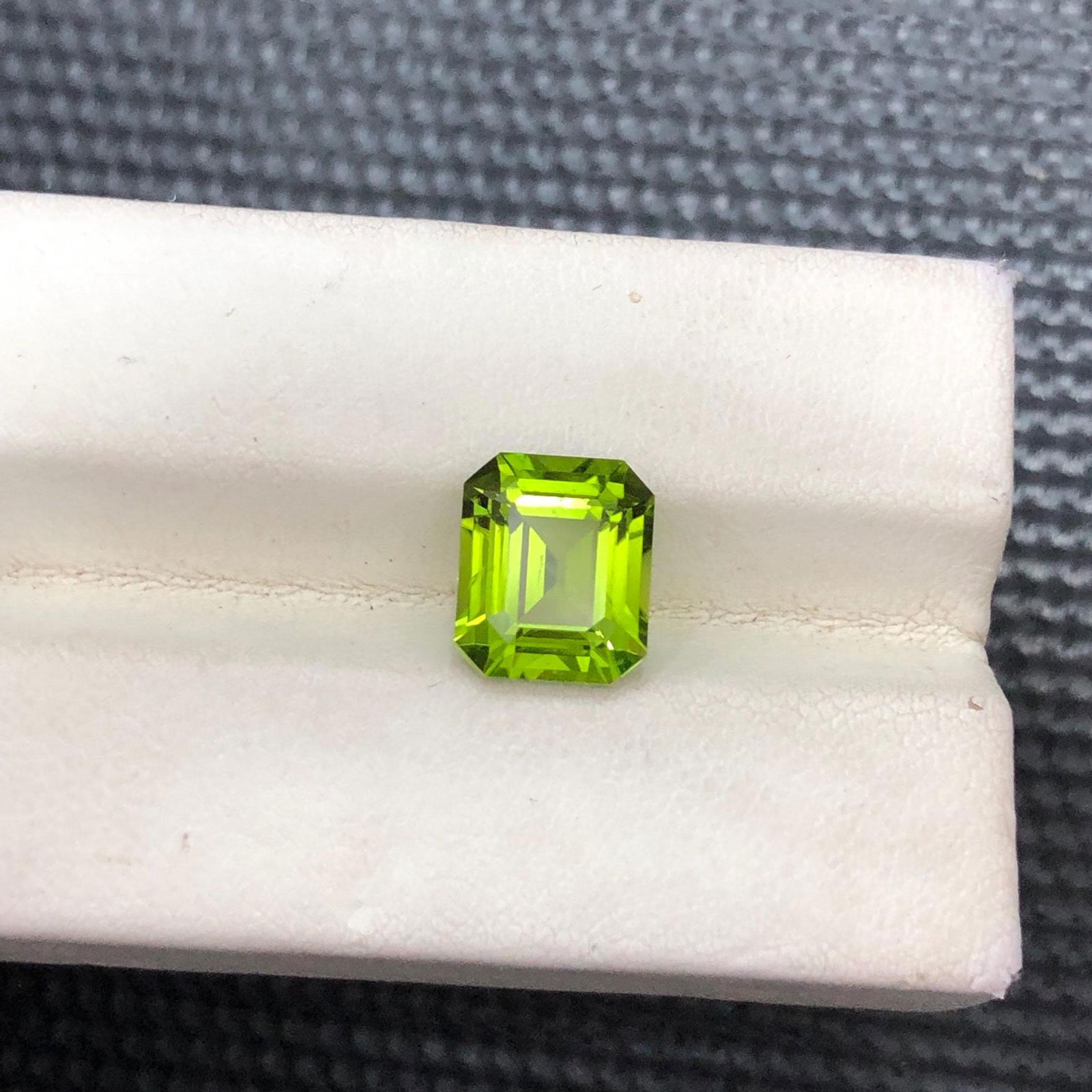3.16 Carat Emerald Cut Peridot Gemstone: Apple Green Jewelry Stone - 6