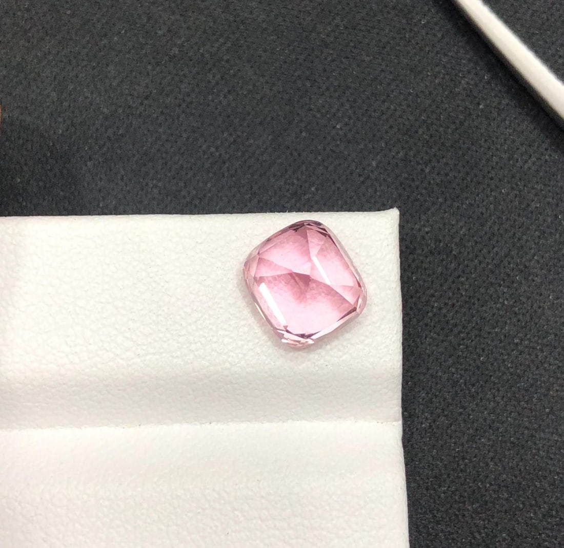 4 Carat Sweet Pink Tourmaline Gemstone: Jewelry Making Stone (8.9x8.1x7.5 mm) - 7