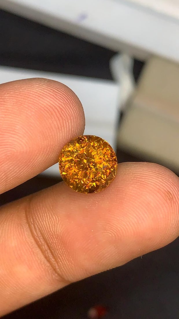 Natural Sparkling Fire Round Cut Sphene Loose Gemstone For Wedding Jewellery - 4.30 Carat - 6