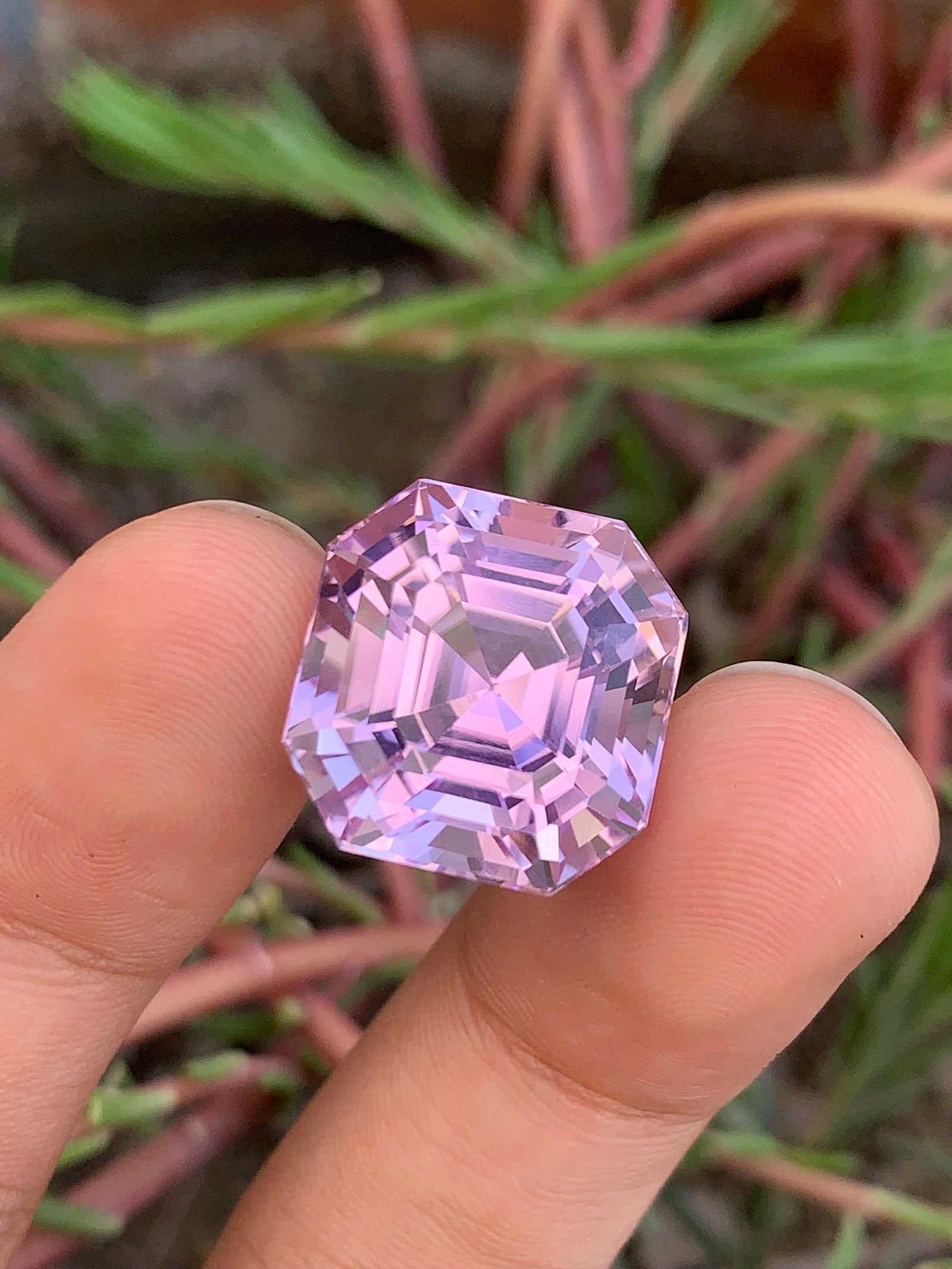 Pink Kunzite Gemstone: 31.30 Carat Asscher Cut, Afghanistan Origin - 16