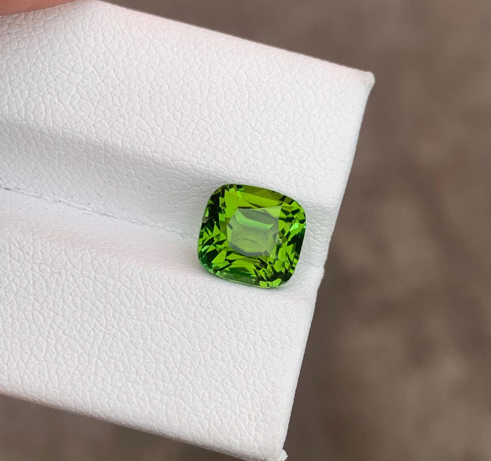 Apple Green Tourmaline Gemstone: 3.415 Ct Cushion Cut, Afghanistan - 5