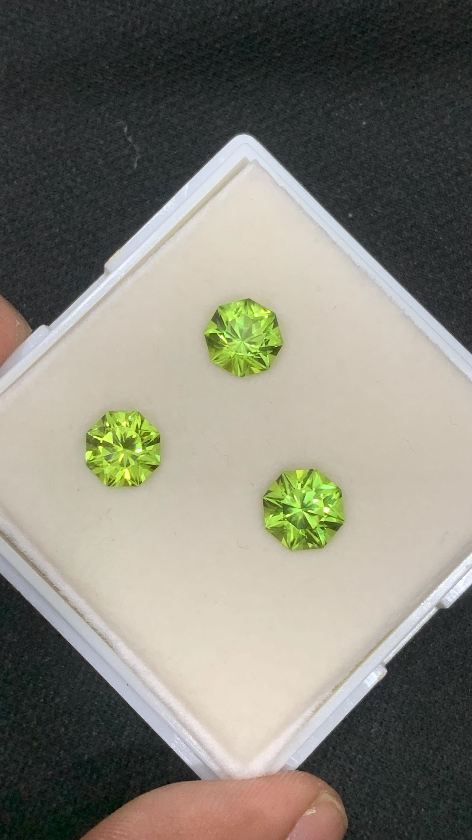 Octagon Cut Peridot Gemstone Set: 5.83 Carat, Bright Green, Sapat Mine - 2