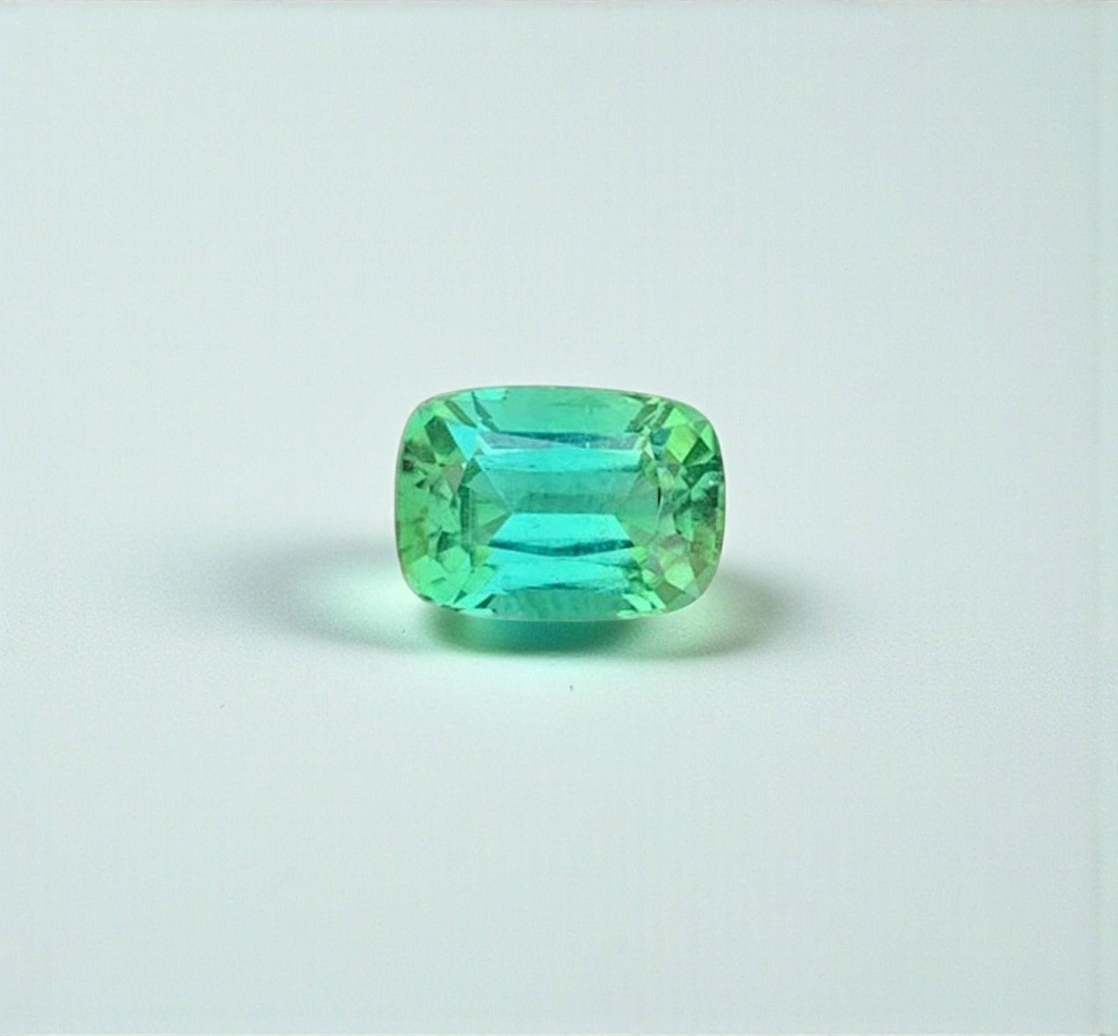 Pale Robin Blue Tourmaline Gemstone: Natural October Birthstone, Africa (2.70 CT): Materials: Gemstone: Tourmaline Pale Robin Blue Tourmaline Gemstone: Natural October Birthstone, Africa Weight : 2.70 Carat Dimensions : 9.2 * 6 * 4.9 mm Shape : Cushion Cut Clarity : Loupe Clean Colo