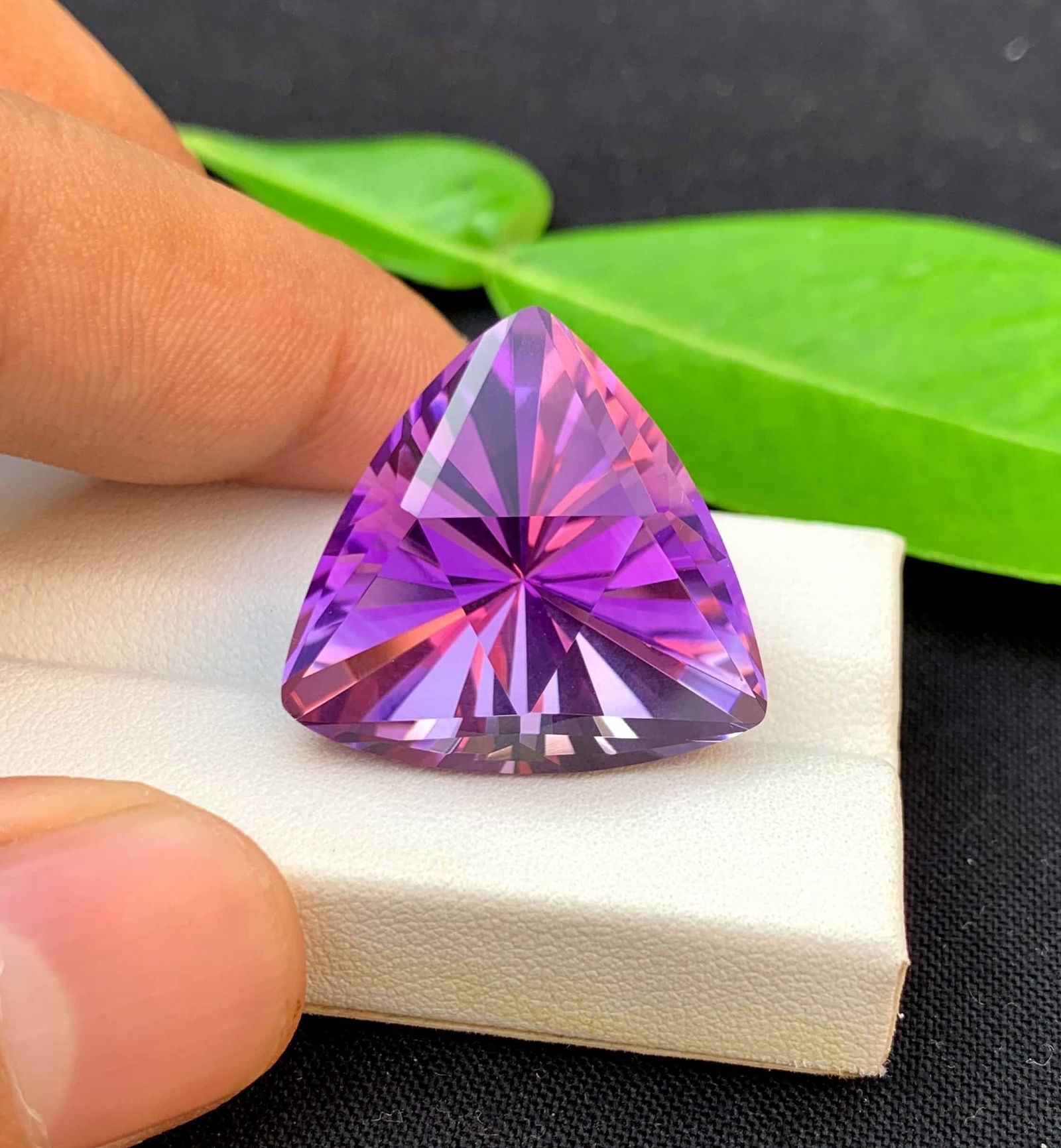 Blader Trillion Cut Amethyst Gemstone: 37.05 Carats, February Birthstone: Materials: Gemstone: Amethyst Carat weight: 37.05 About this item Natural Amethyst Gemstone, Blader Trillion Cut Amethyst Loose Gemstone February Birthstone weight - 37.05 Carats Dimension - 25*24*16.
