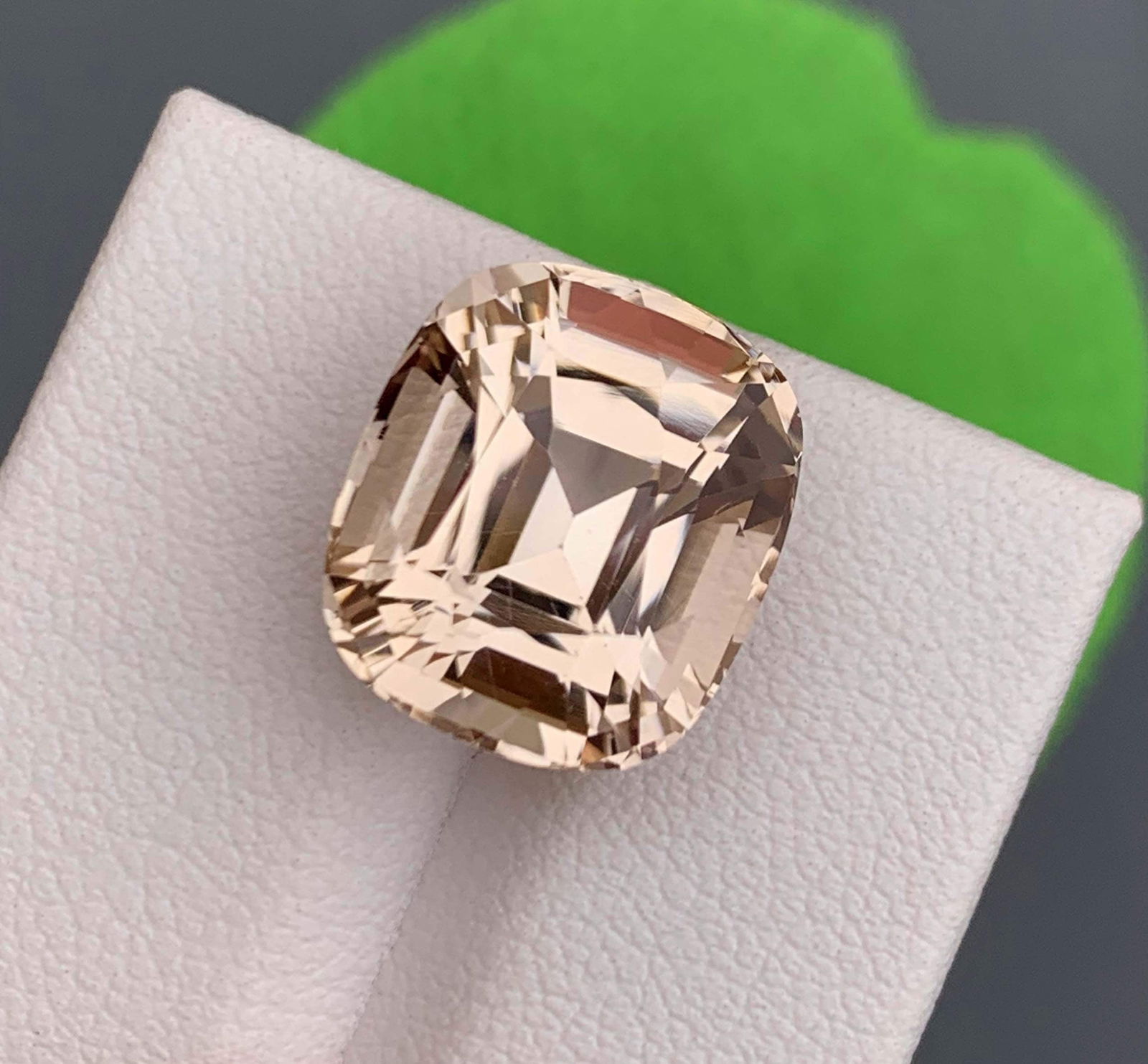 Natural Golden Imperial Topaz Gemstone: Emerald Cut, 20.50 Carats - 5