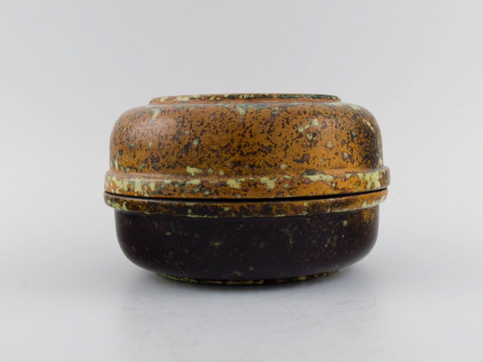 Hans Hedberg (1917-2007), Sweden. Unique lidded jar in glazed ceramics from Hedberg's own workshop - 3
