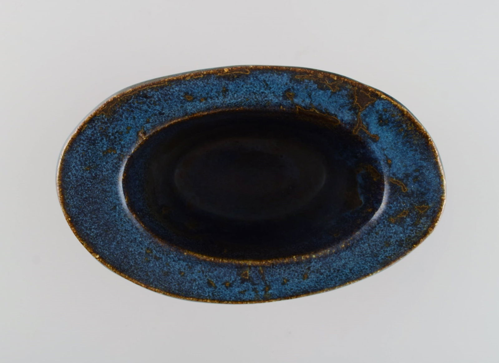 Curt M. Addin (1931-2007) for Glumslöv. Freeform vase in partially glazed stoneware. Beautiful - 5