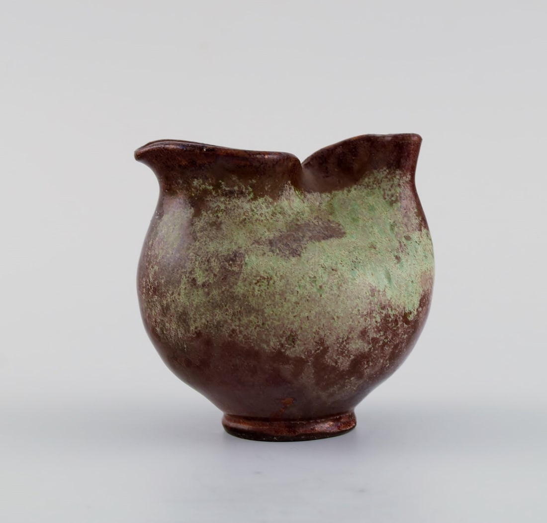 European studio ceramist. Small unique vase / jug in glazed stoneware. Beautiful luster glaze. 1960s - 2