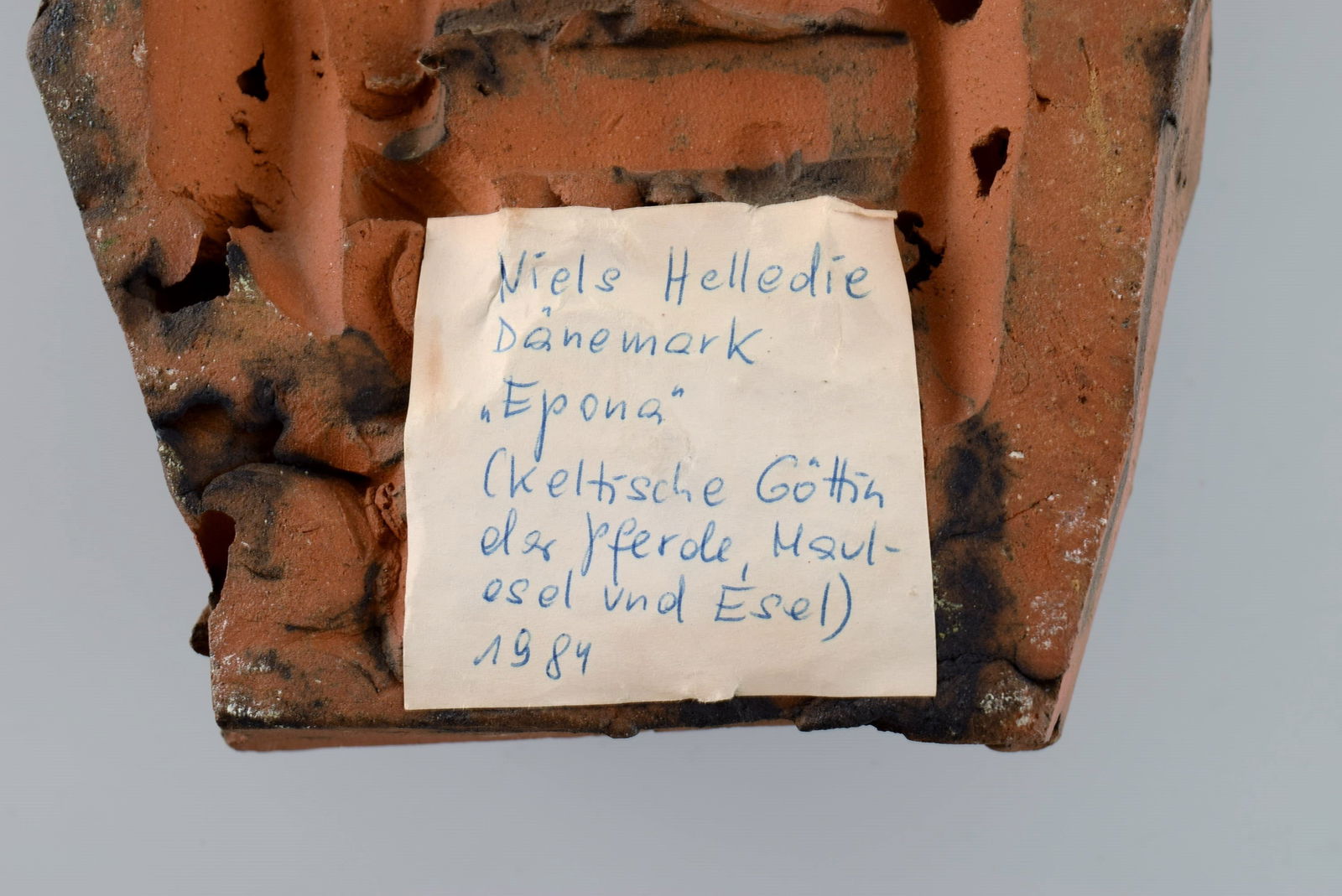 Niels Helledie (b. 1927), Denmark. Unique sculpture / wall relief in hand-painted and glazed - 8