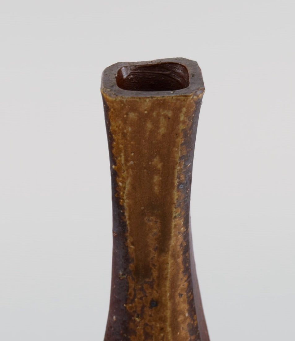 Takahara Satoshi 高原 敏 (1934-2011), japan. Unique Bizen stoneware vase with - 5