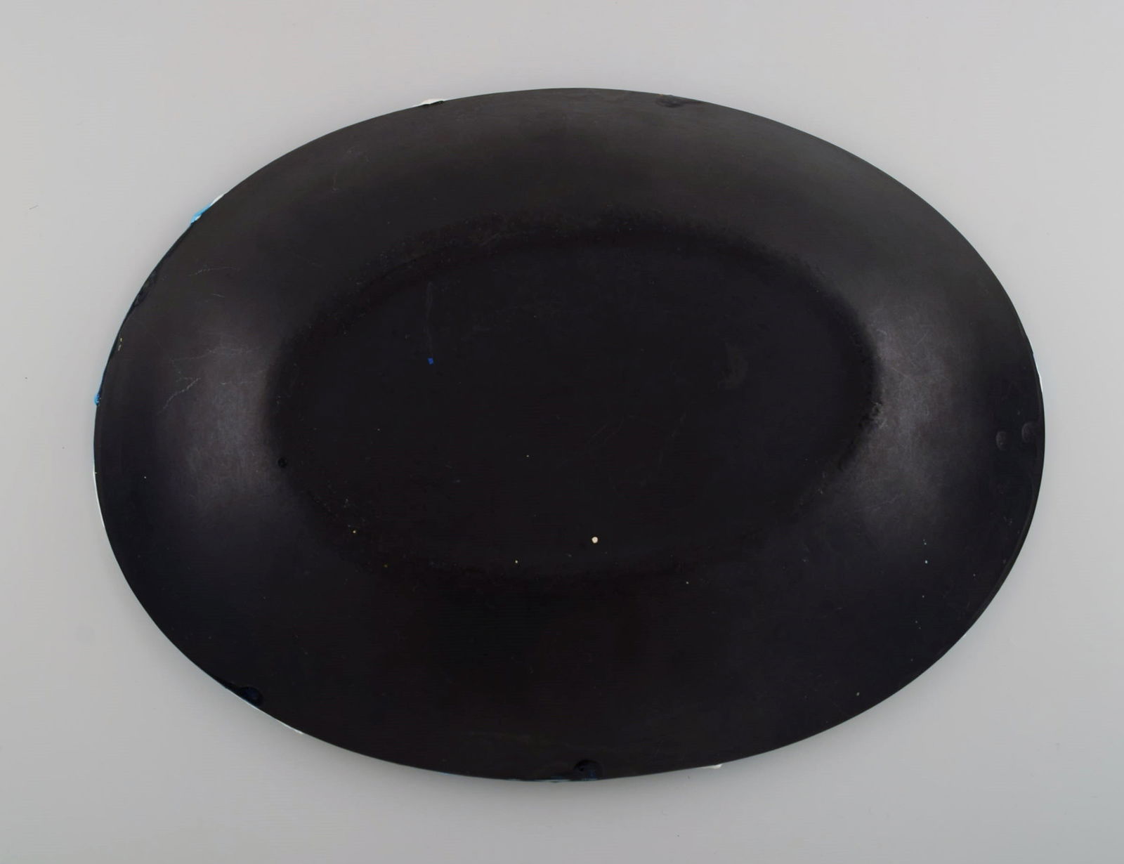 French ceramist. Two serving dishes in glazed stoneware. Beautiful glaze in azure shades. Unique, - 5