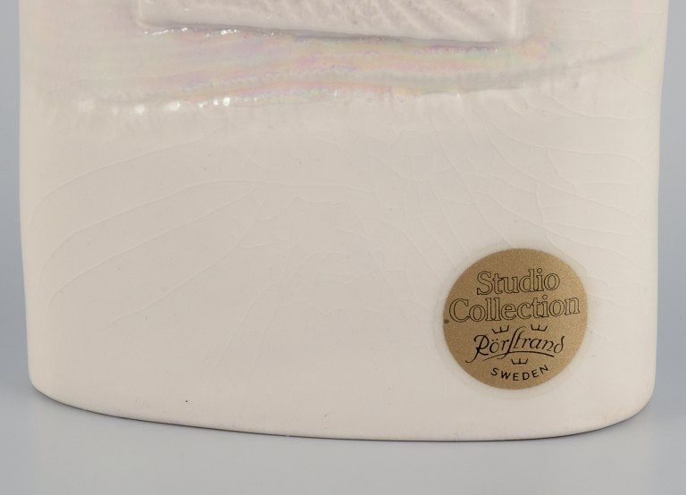 Suzanne Öhlén (born 1953) for Rörstrand, Sweden. Porcelain vase with glaze in light - 7