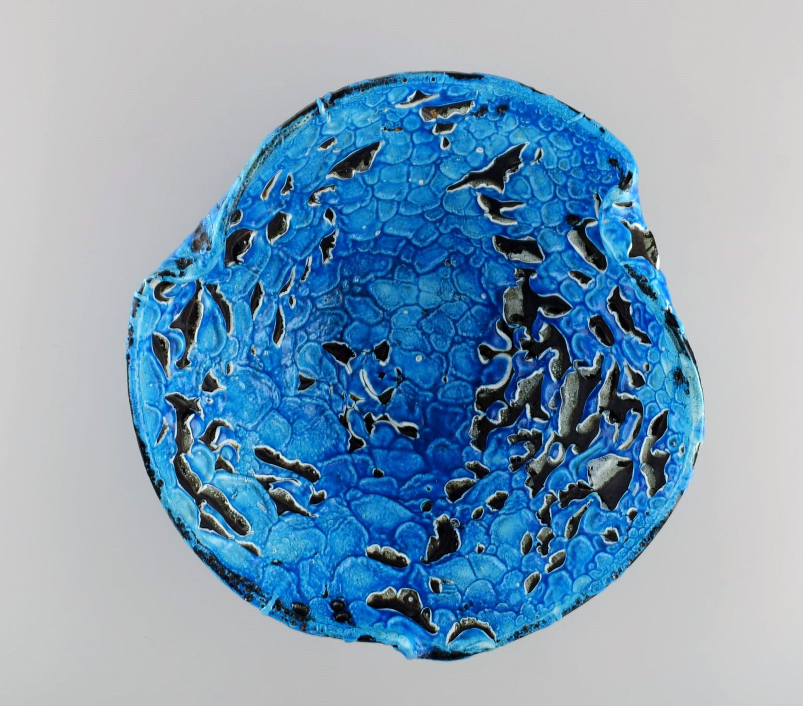 French ceramist. Large bowl in glazed stoneware. Beautiful glaze in azure shades. Unique, - 5